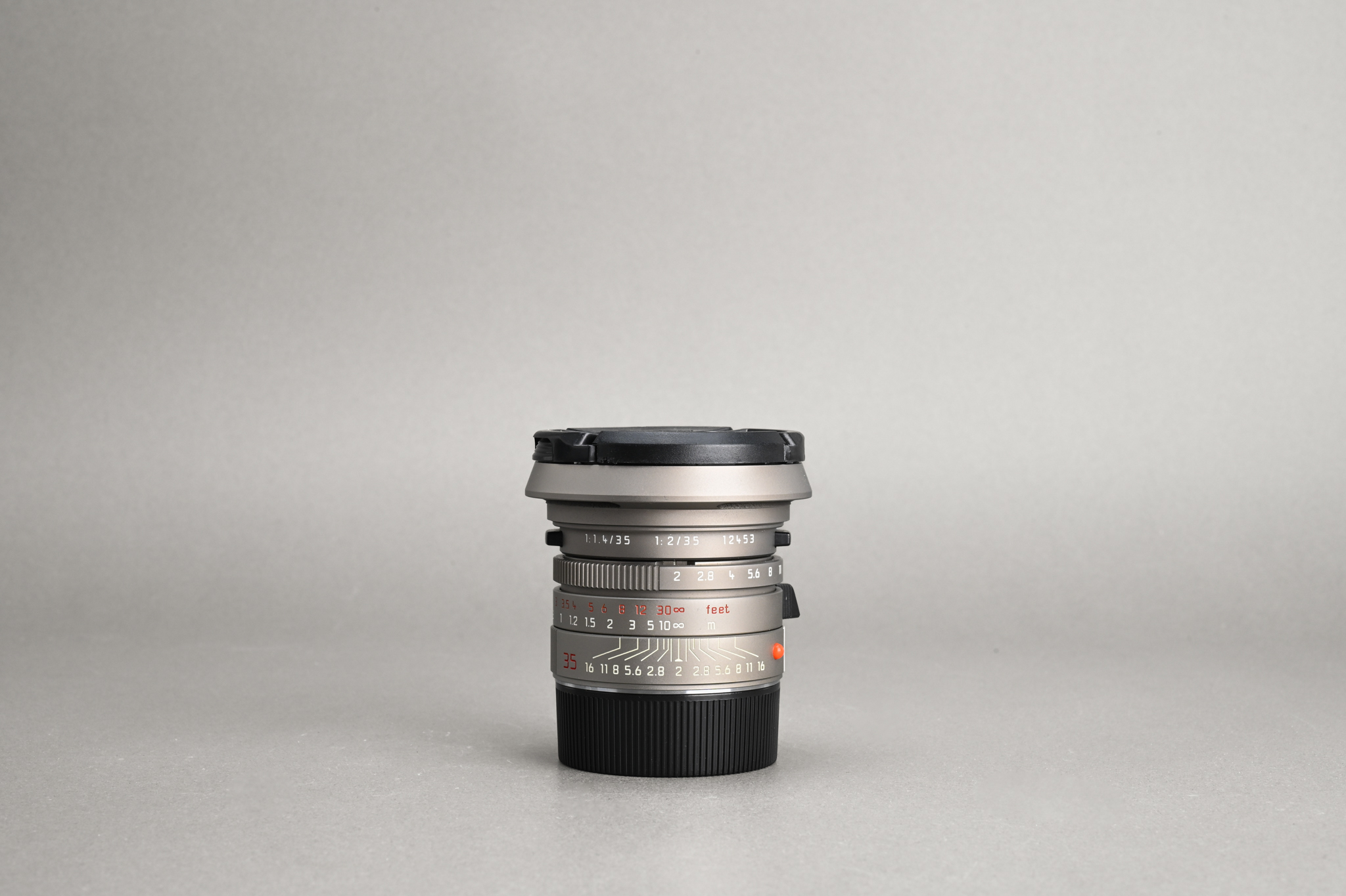 Picture of Leica Summicron-M 35mm f/2 ASPH Titanium