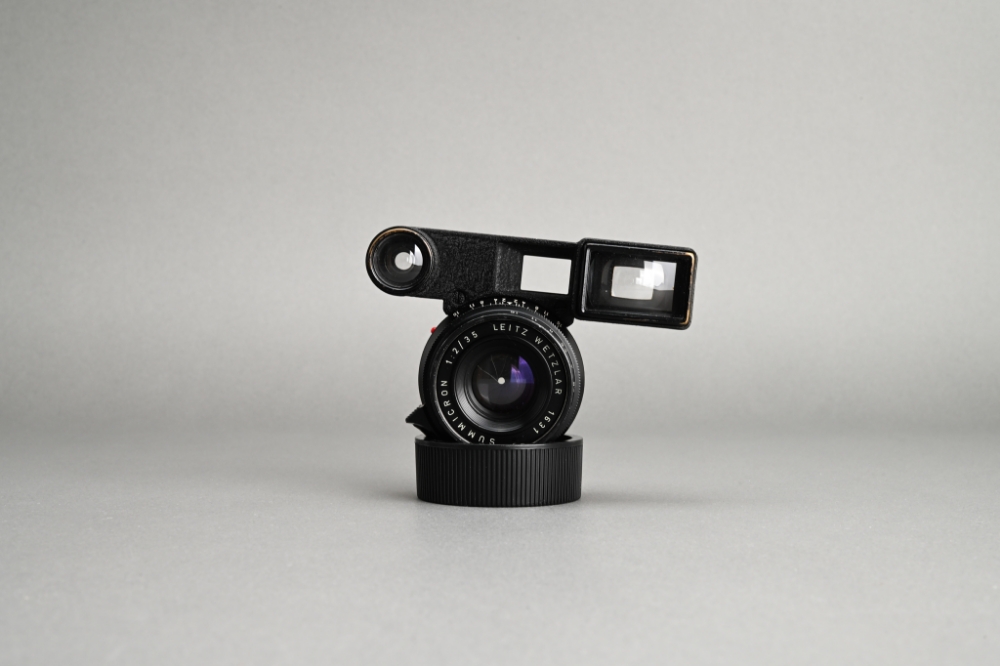 Picture of Leica Summicron-M 35mm f/2 Ver.1 8-Element Black M3