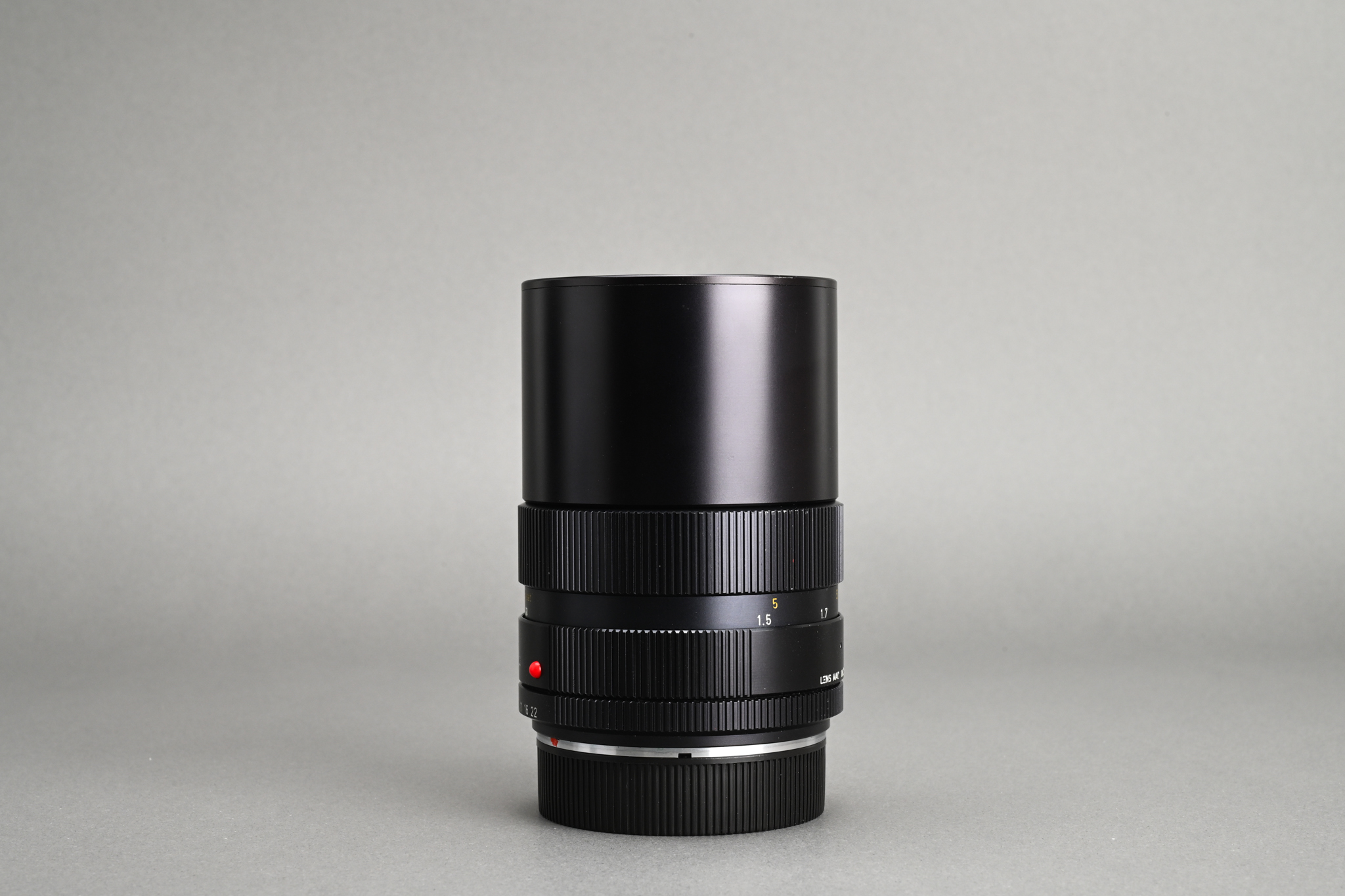 Picture of Leica Elmarit-R 135mm f/2.8 3-CAM