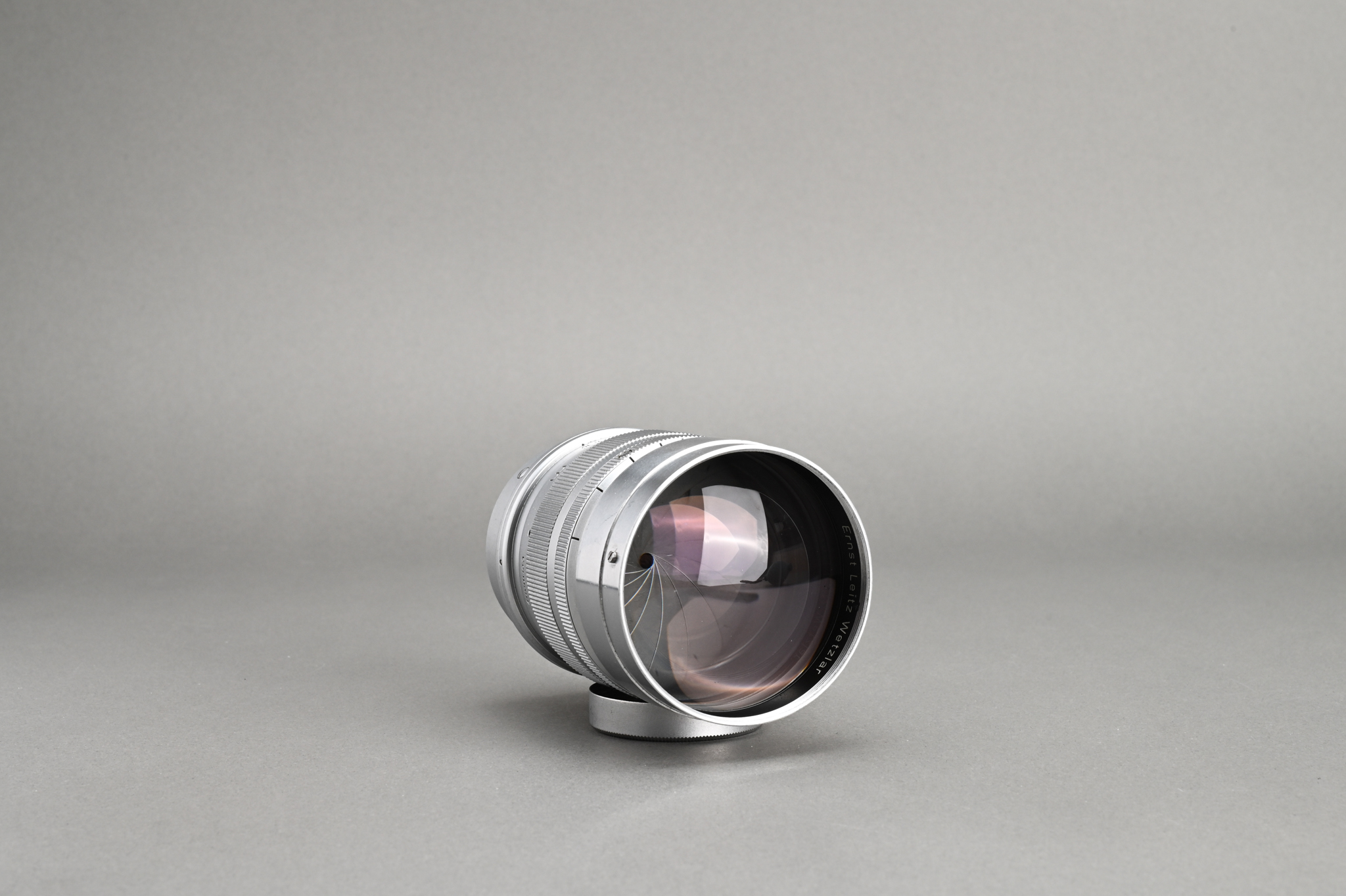 Picture of Leica Summarex 85mm f/1.5 Silver Chrome LTM