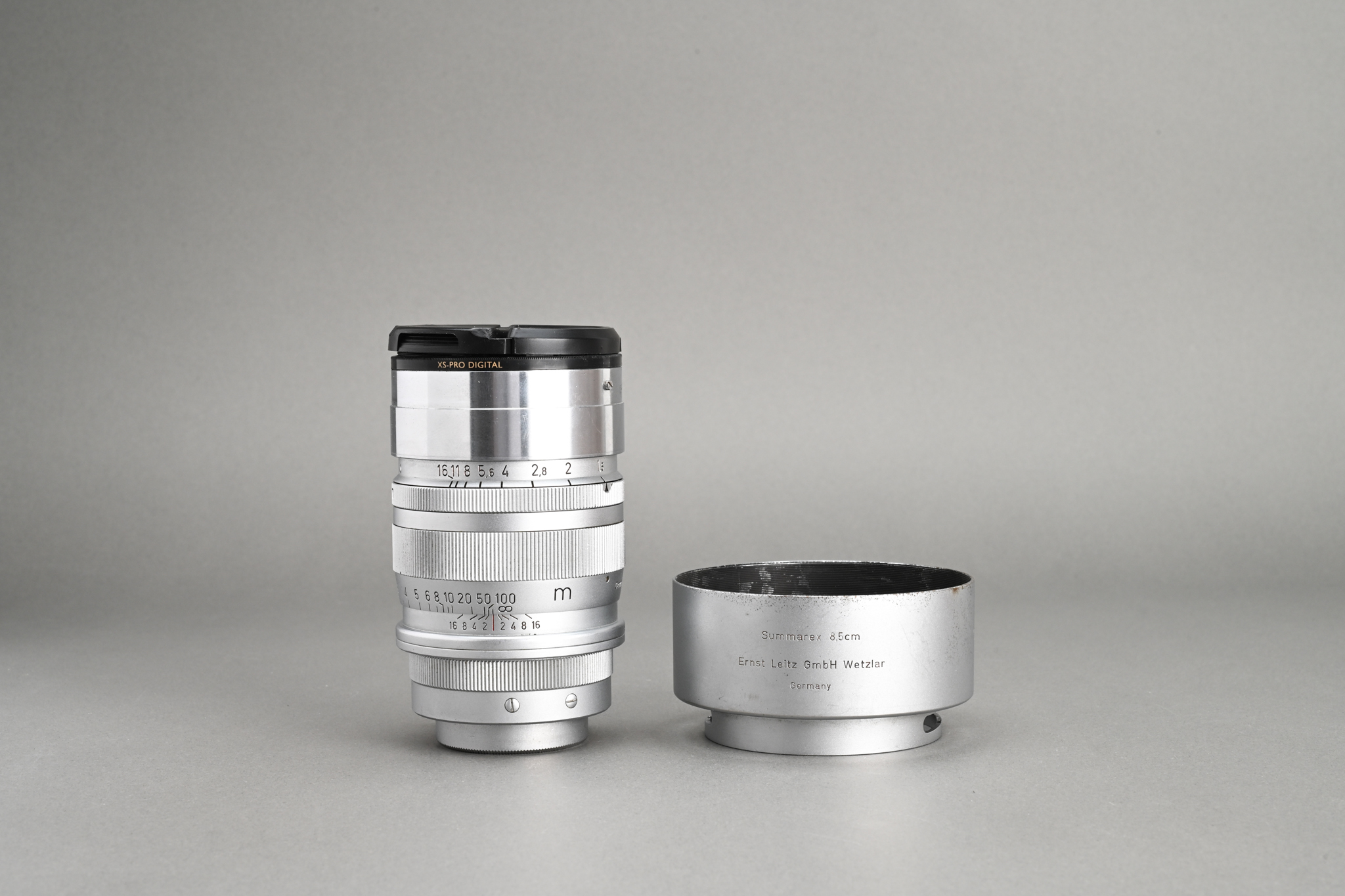 Picture of Leica Summarex 85mm f/1.5 Silver Chrome LTM
