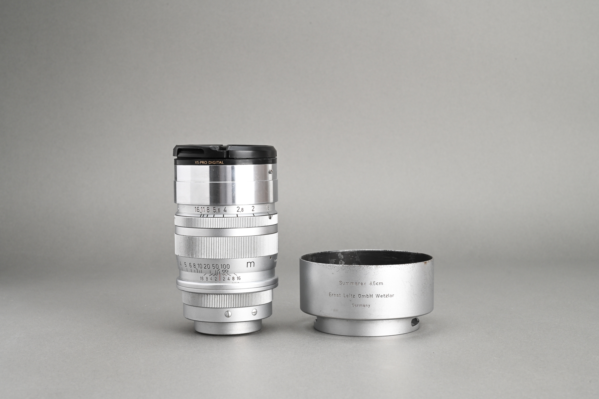 Picture of Leica Summarex 85mm f/1.5 Silver Chrome LTM
