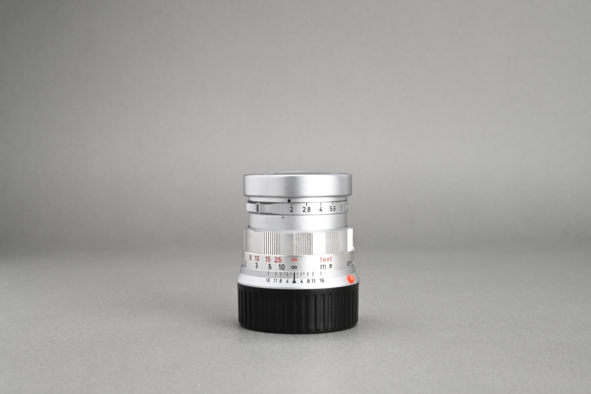 Picture of Leica Summicron-M 50mm f/2 Rigid Ver.2 Silver