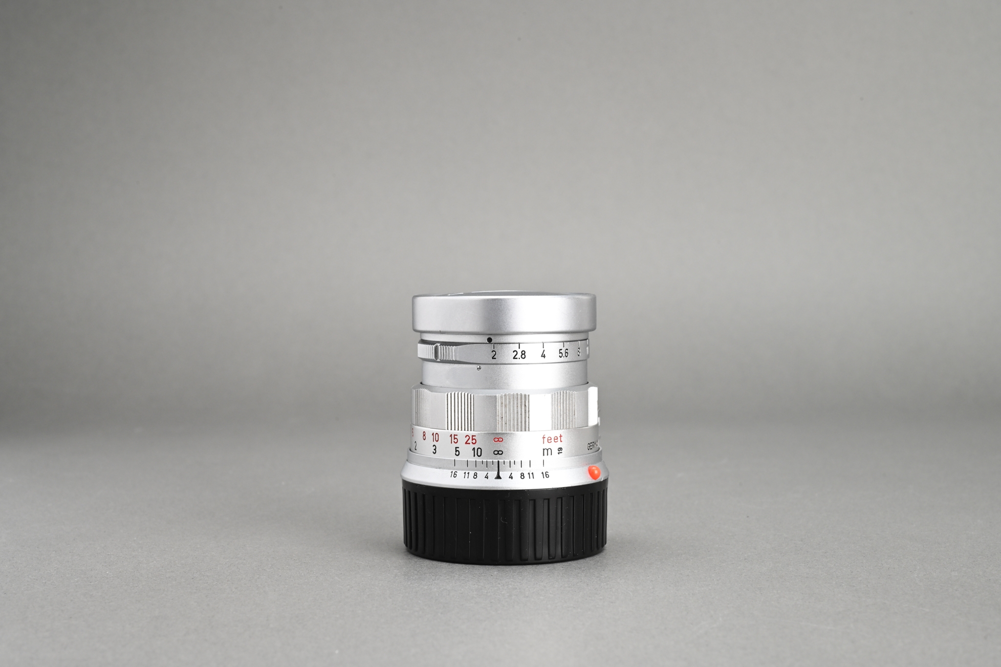 Picture of Leica Summicron-M 50mm f/2 Rigid Ver.2 Silver