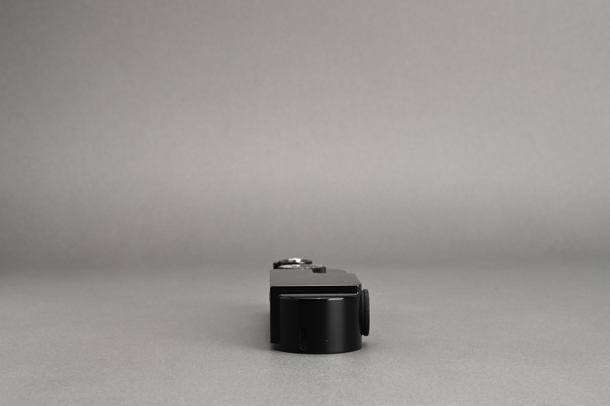 Picture of Leica M9 Blackpaint Top Plate Display