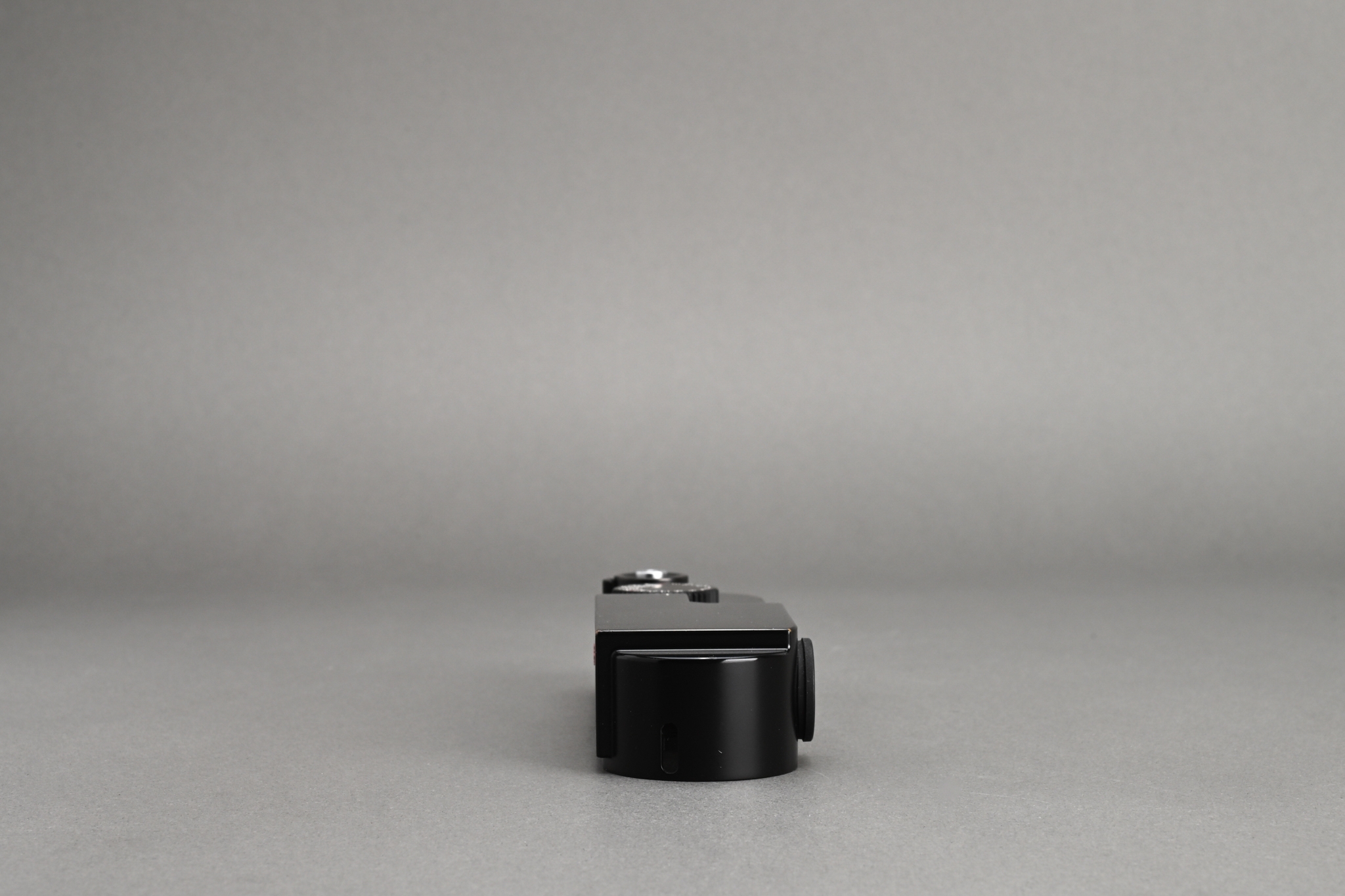 Picture of Leica M9 Blackpaint Top Plate Display