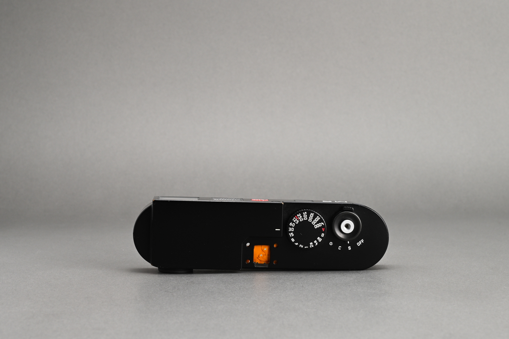 Picture of Leica M9 Blackpaint Top Plate Display