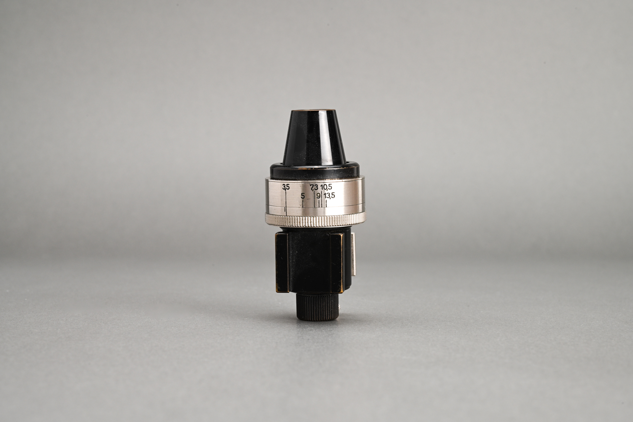 Picture of Leica VIDOM Black Paint Nickel Zoom View Finder