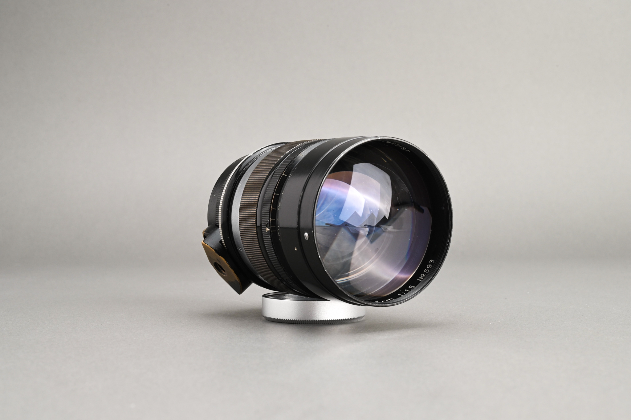 Picture of Leica Summarex 85mm f/1.5 Black Paint LTM