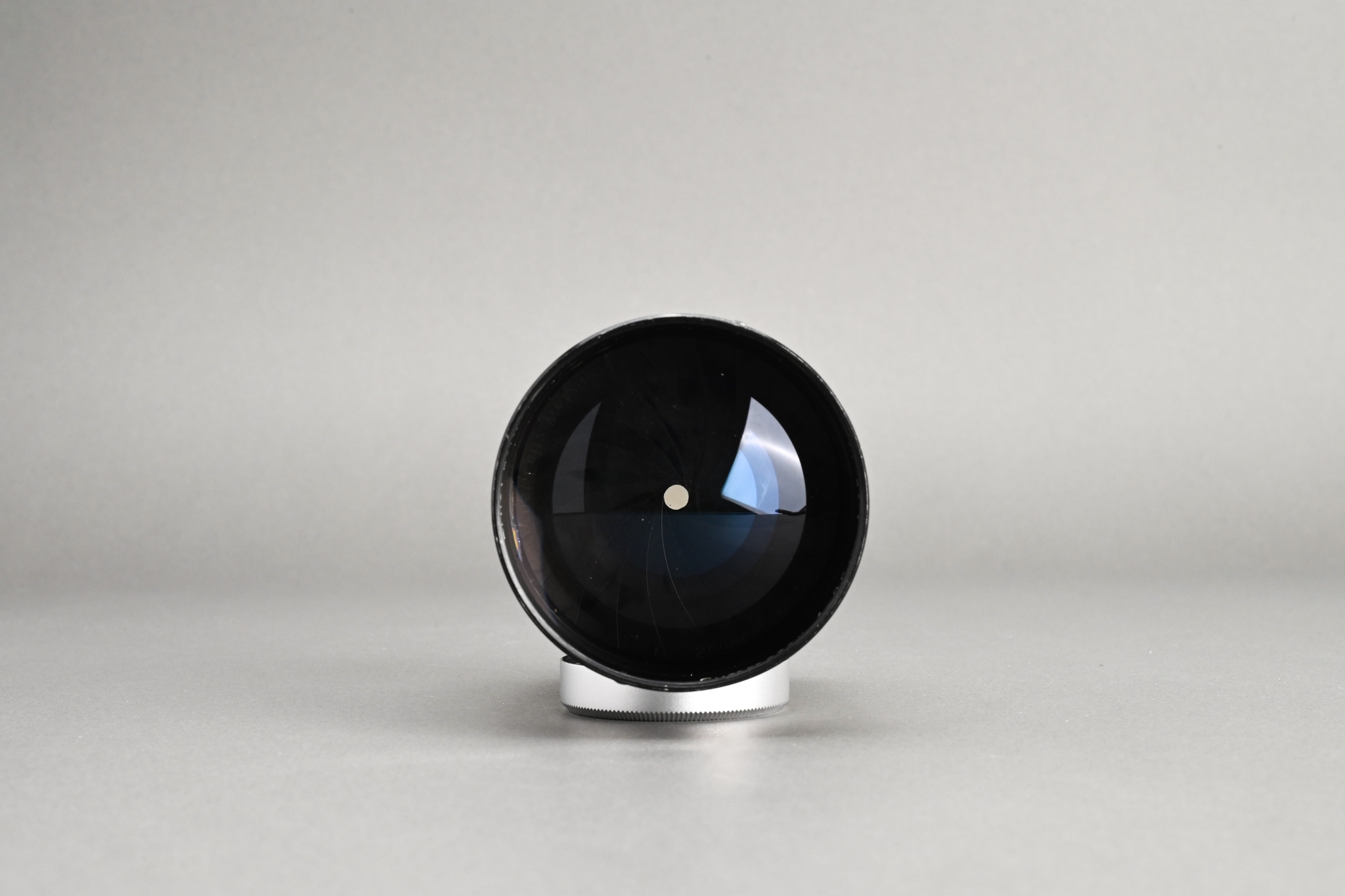 Picture of Leica Summarex 85mm f/1.5 Black Paint LTM
