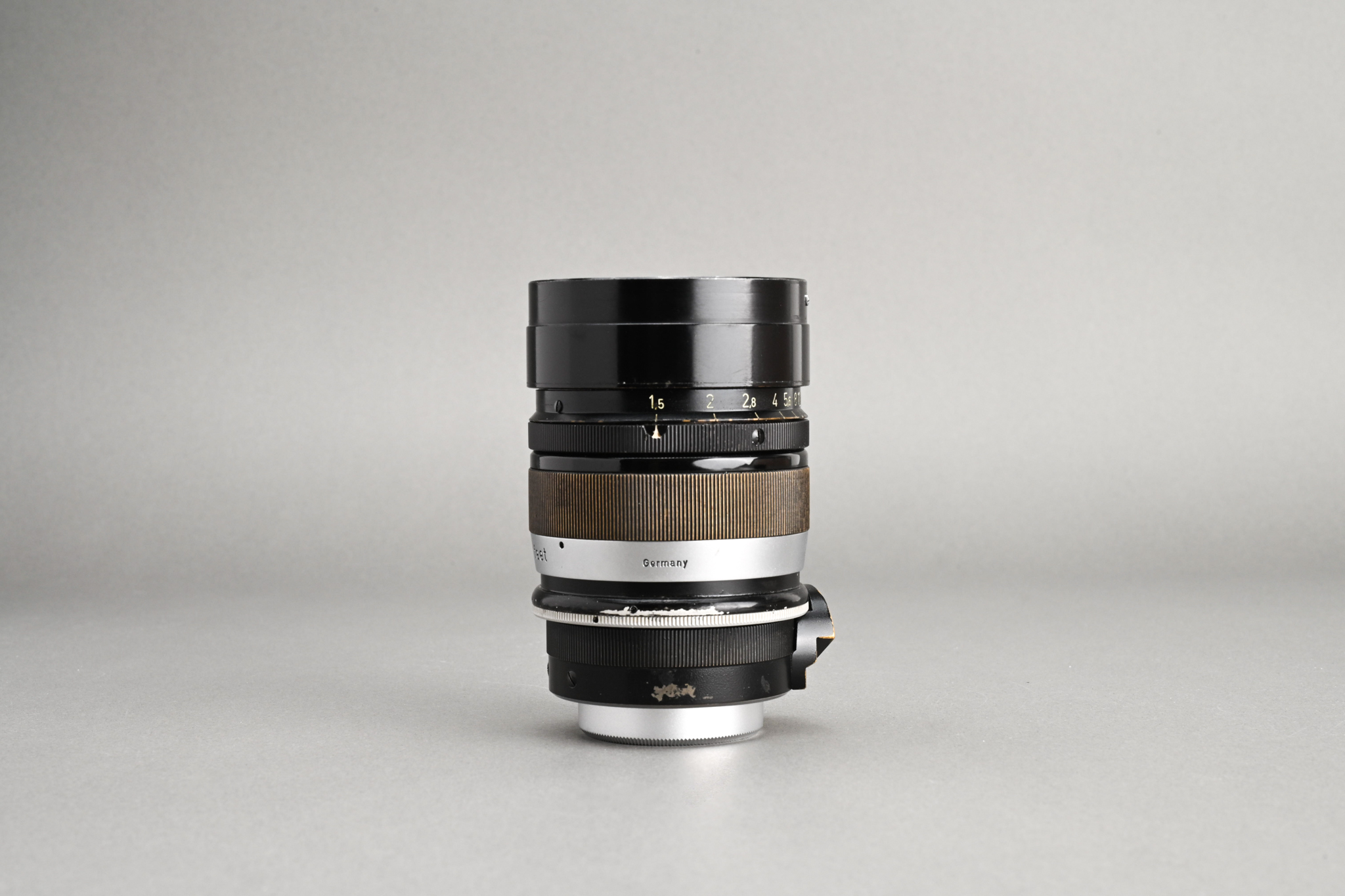 Picture of Leica Summarex 85mm f/1.5 Black Paint LTM