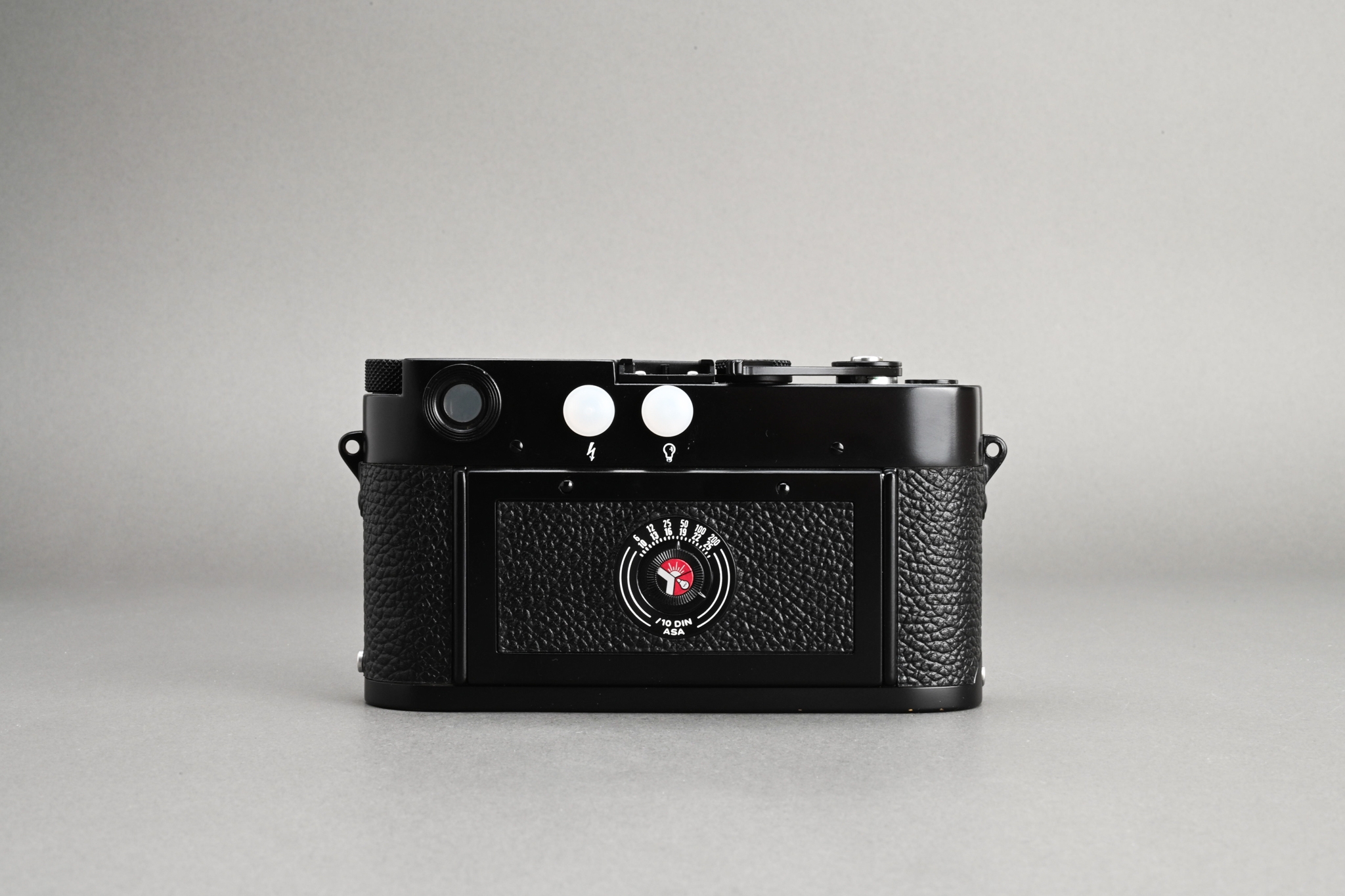 Picture of Leica M3 Black Repaint (Replaced Leather)