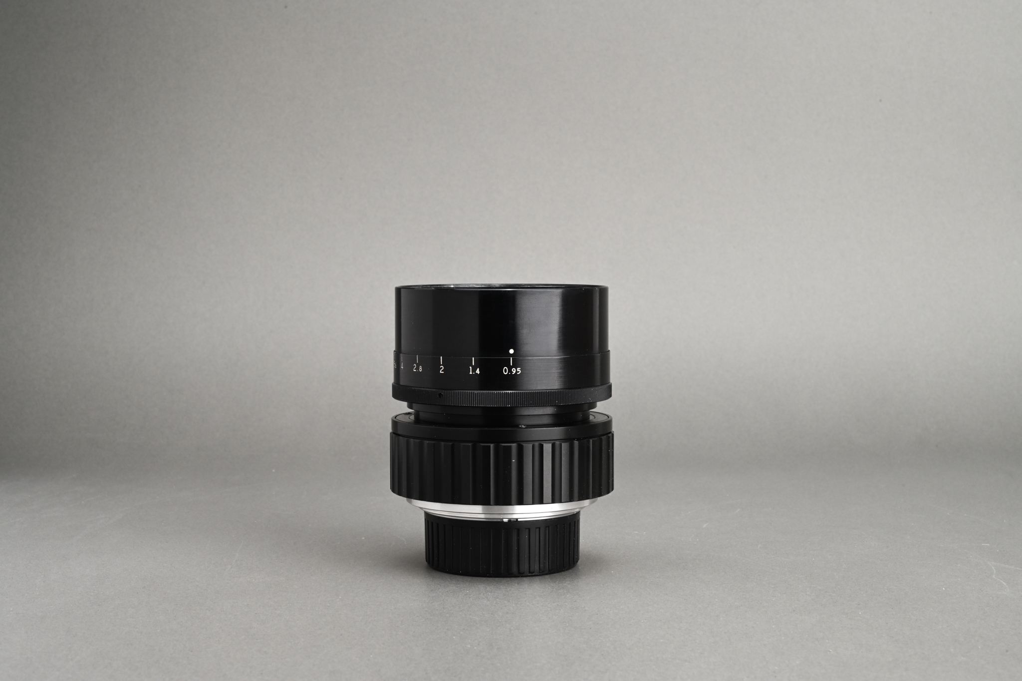 Picture of Angenieux Type M1 50mm f/0.95 Modified to Leica M