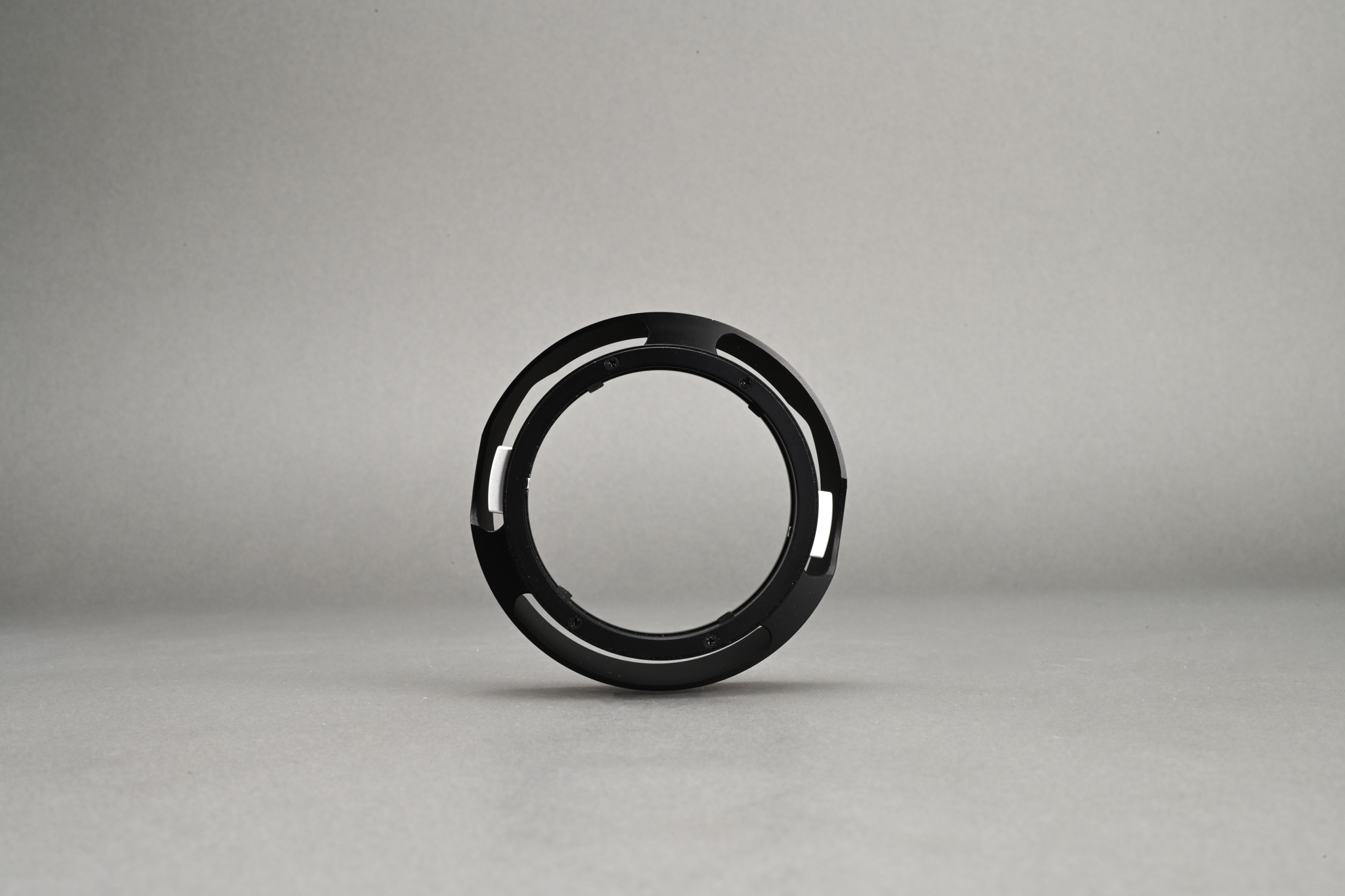 Picture of Leica Lens Flower Hood for Summilux-M 35mm f/1.4 (12466)