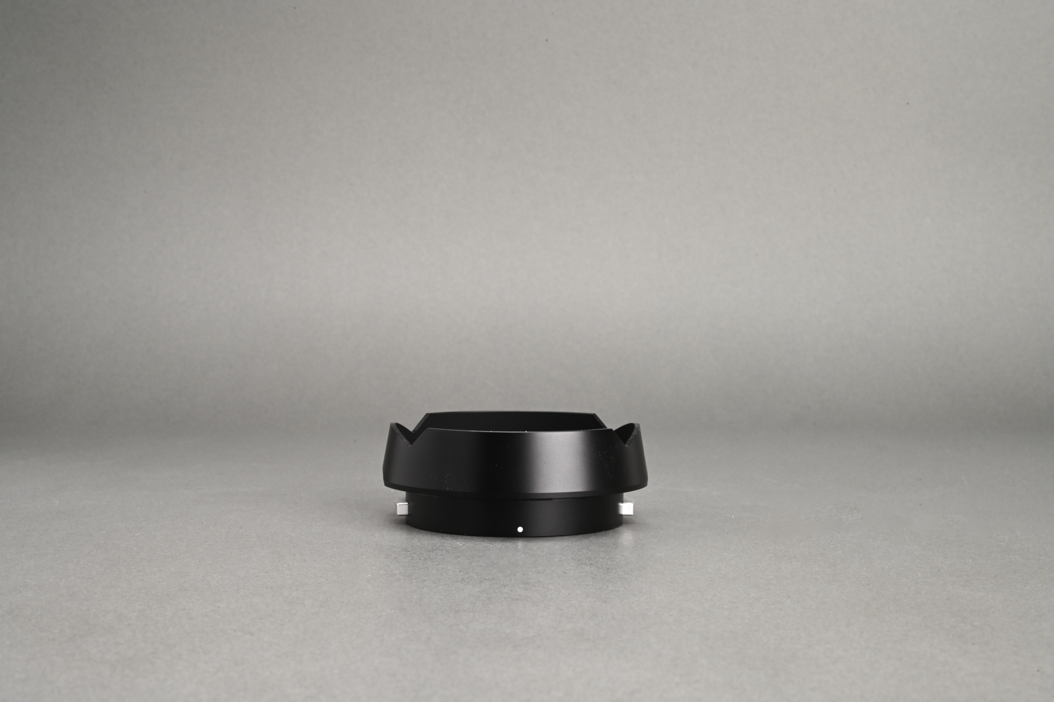 Picture of Leica Lens Flower Hood for Summilux-M 35mm f/1.4 (12466)