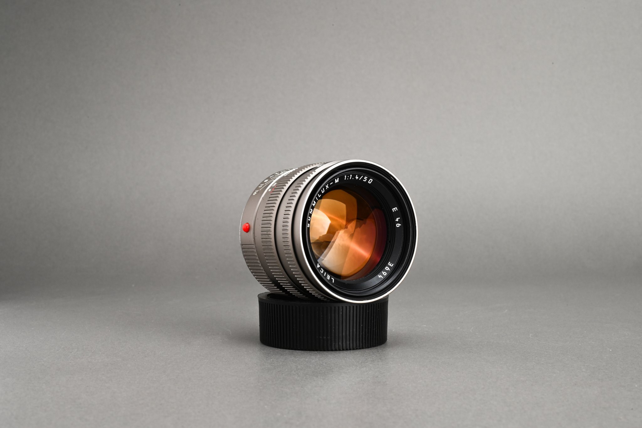 Picture of Leica Summilux-M 50mm f/1.4 Pre-ASPH Titanium