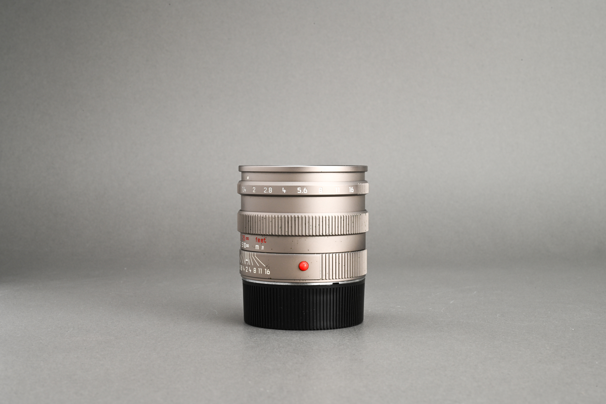 Picture of Leica Summilux-M 50mm f/1.4 Pre-ASPH Titanium