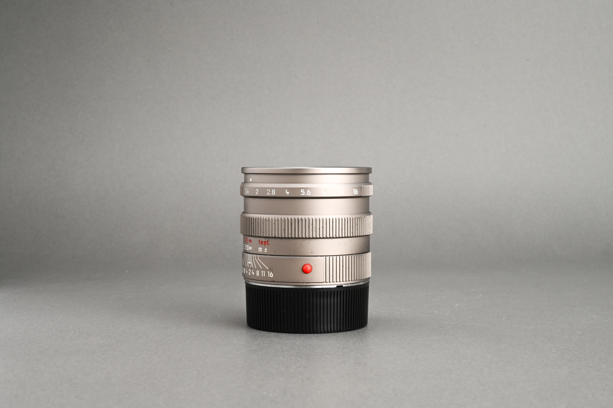 Picture of Leica Summilux-M 50mm f/1.4 Pre-ASPH Titanium