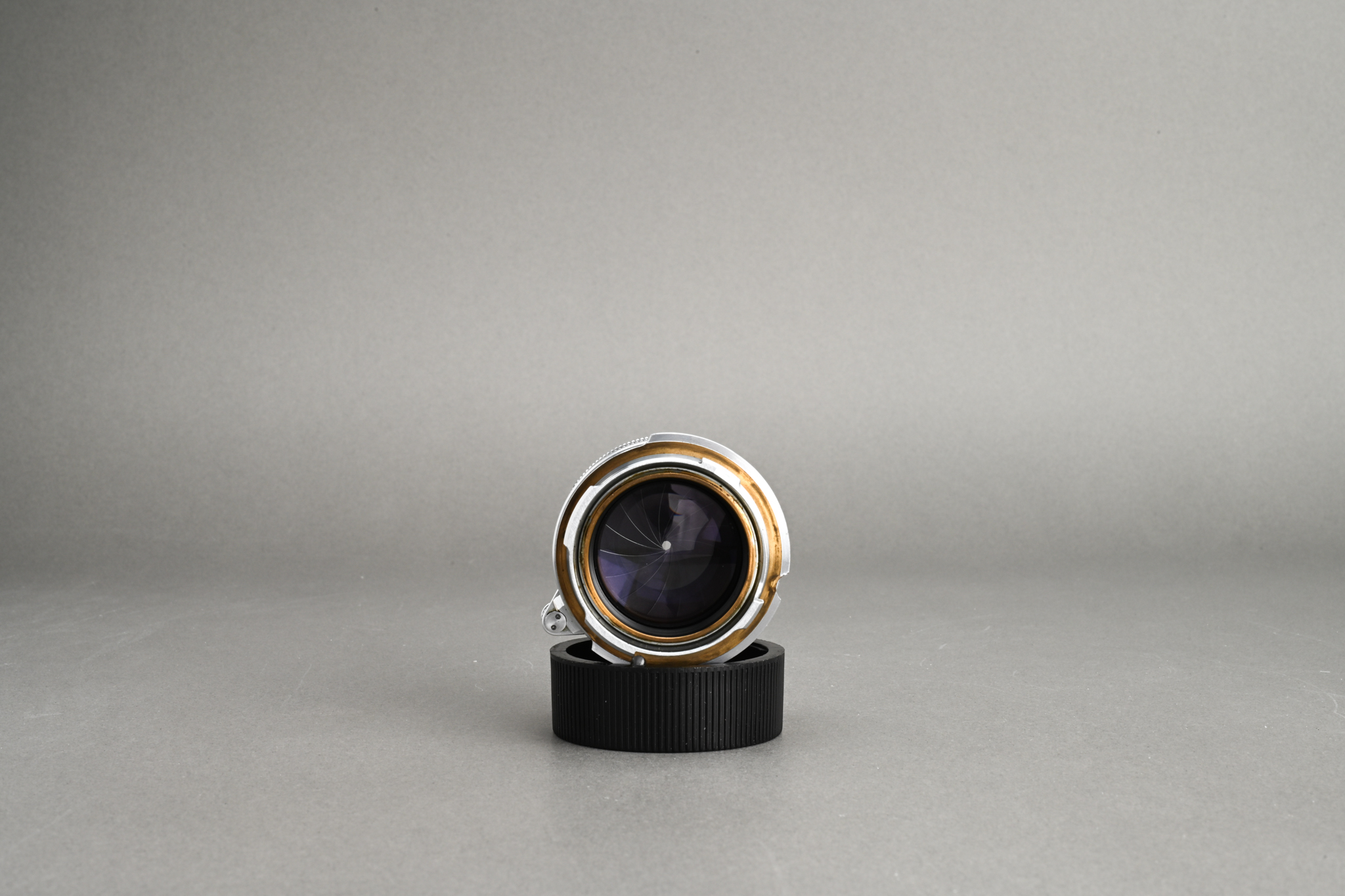 Picture of Leica Summarit 50mm f/1.5 LTM Screw