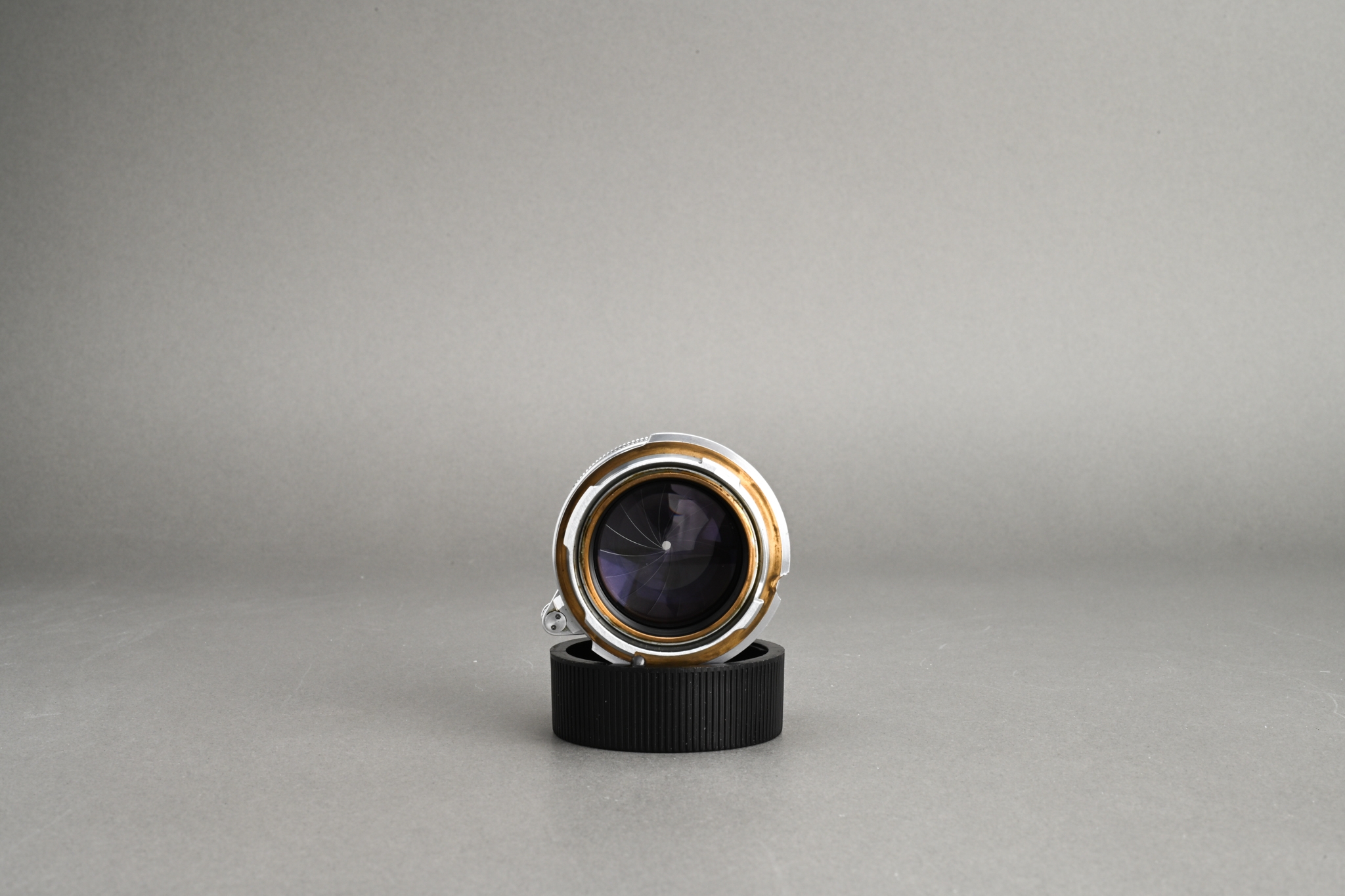 Picture of Leica Summarit 50mm f/1.5 LTM Screw