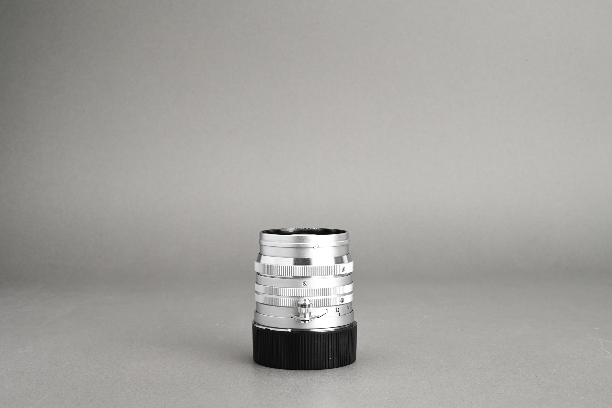 Picture of Leica Summarit 50mm f/1.5 LTM Screw