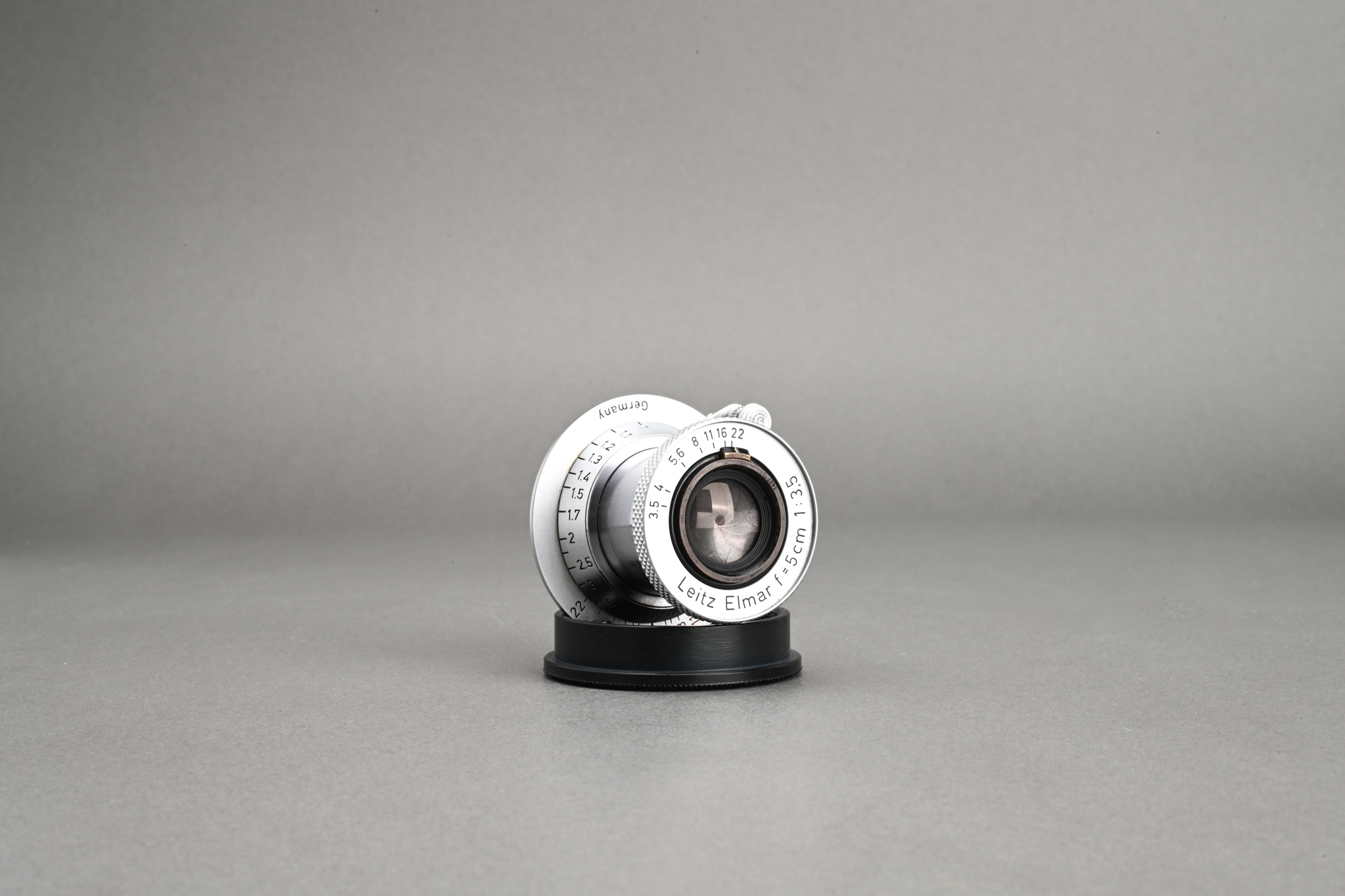 Picture of Leica Elmar 50mm f/3.5 LTM Screw Red Scale