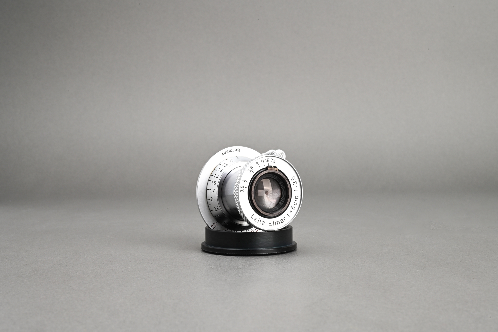 Picture of Leica Elmar 50mm f/3.5 LTM Screw Red Scale