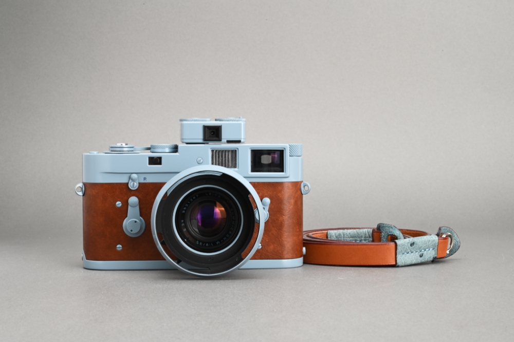 Picture of Leica M2-R (US Army) with Leica Summicron-M 35mm f/2 Ver.4 Black Germany King of Bokeh (KOB) KOB 7-element Kanto Repaint RAF Blue