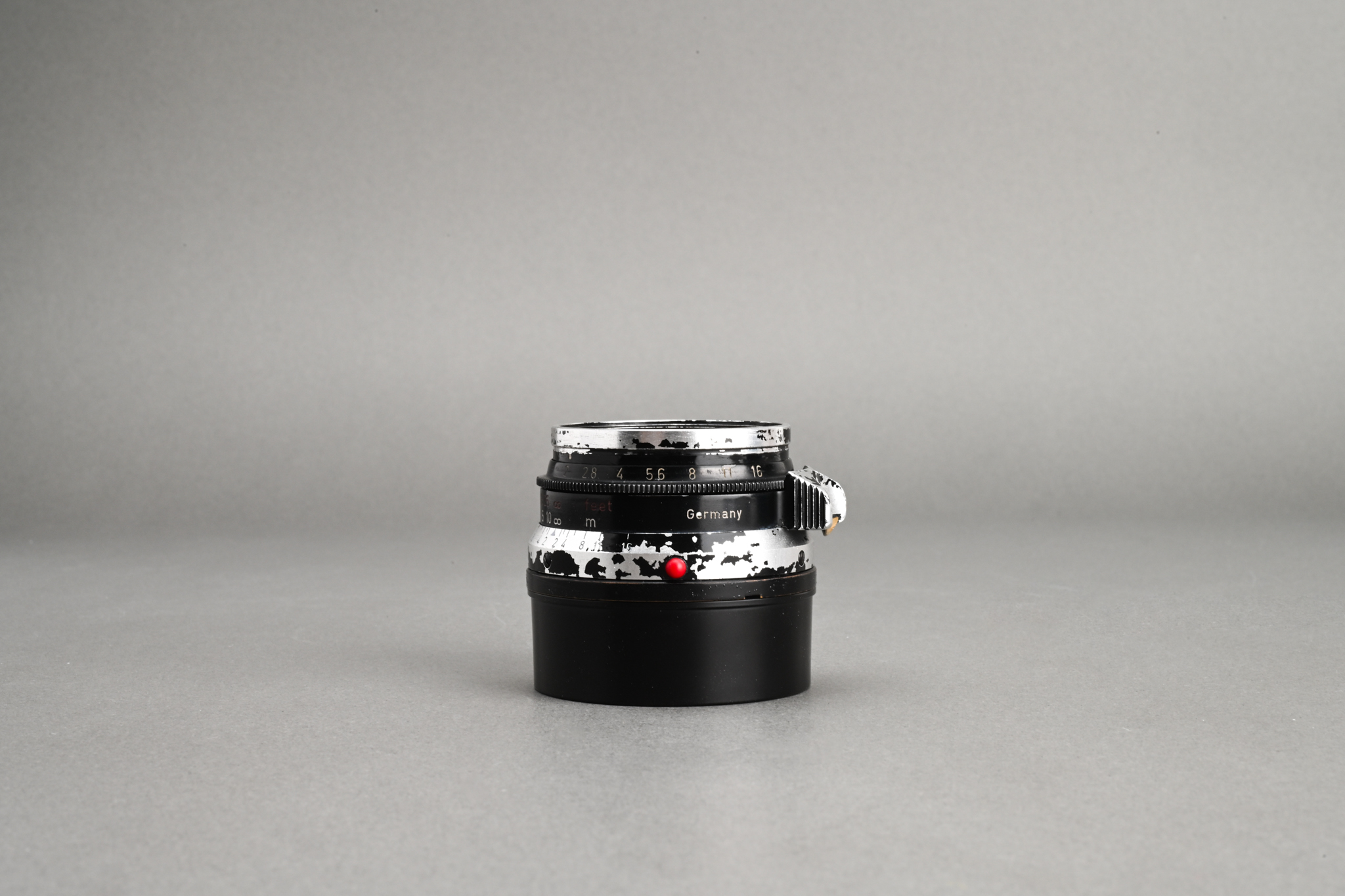 Picture of Leica Summicron-M 35mm f/2 Ver.1 8-Element Black Paint Germany Brass Mount