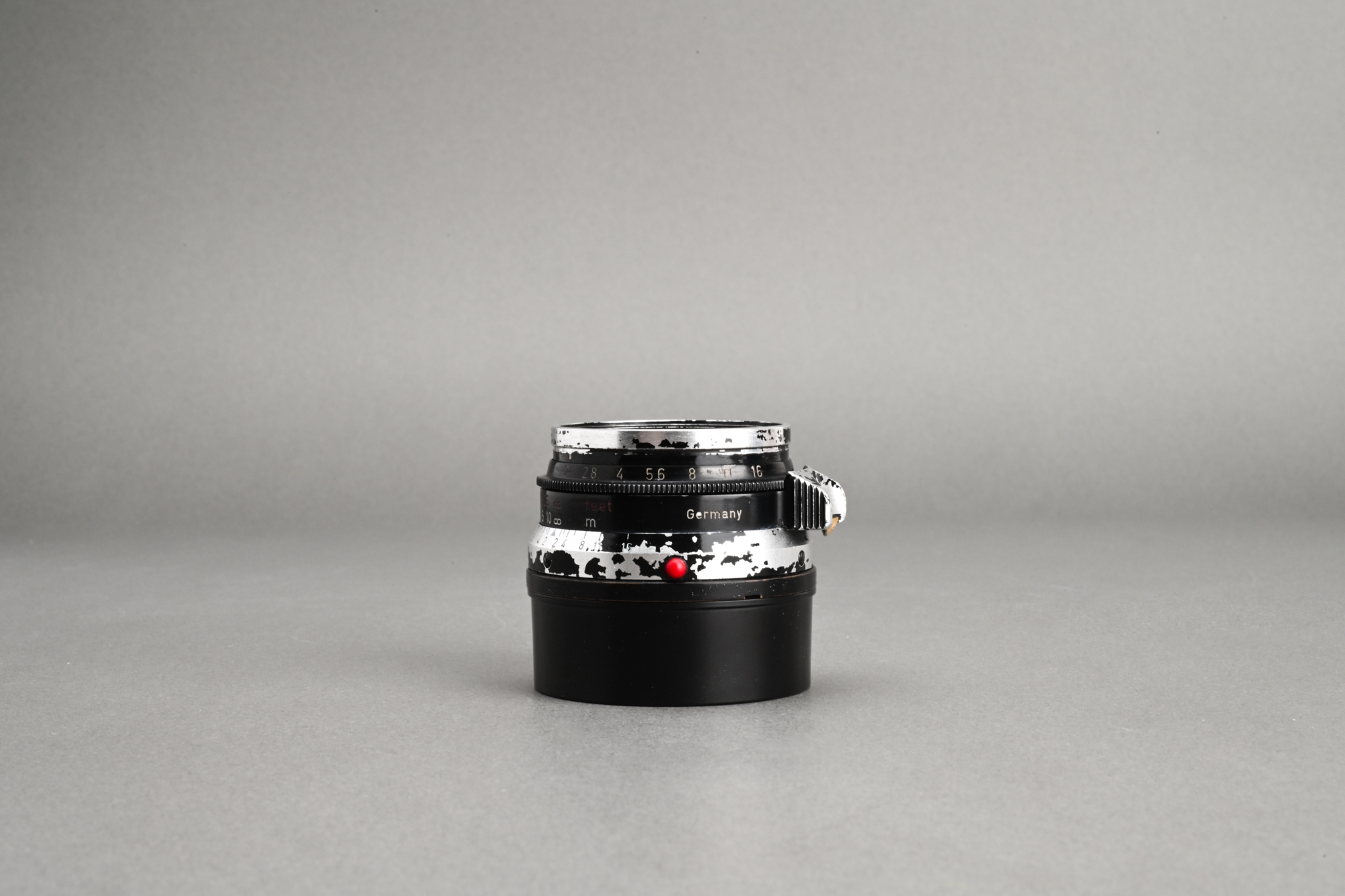 Picture of Leica Summicron-M 35mm f/2 Ver.1 8-Element Black Paint Germany Brass Mount