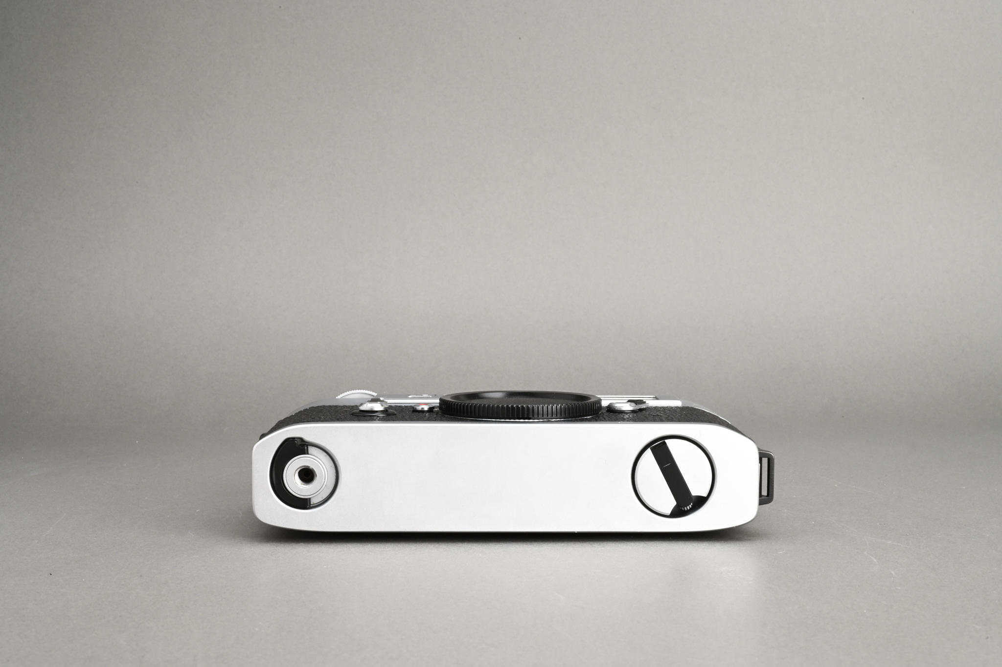 Picture of Leica M5 Silver Chrome Early (First 17 Piece)