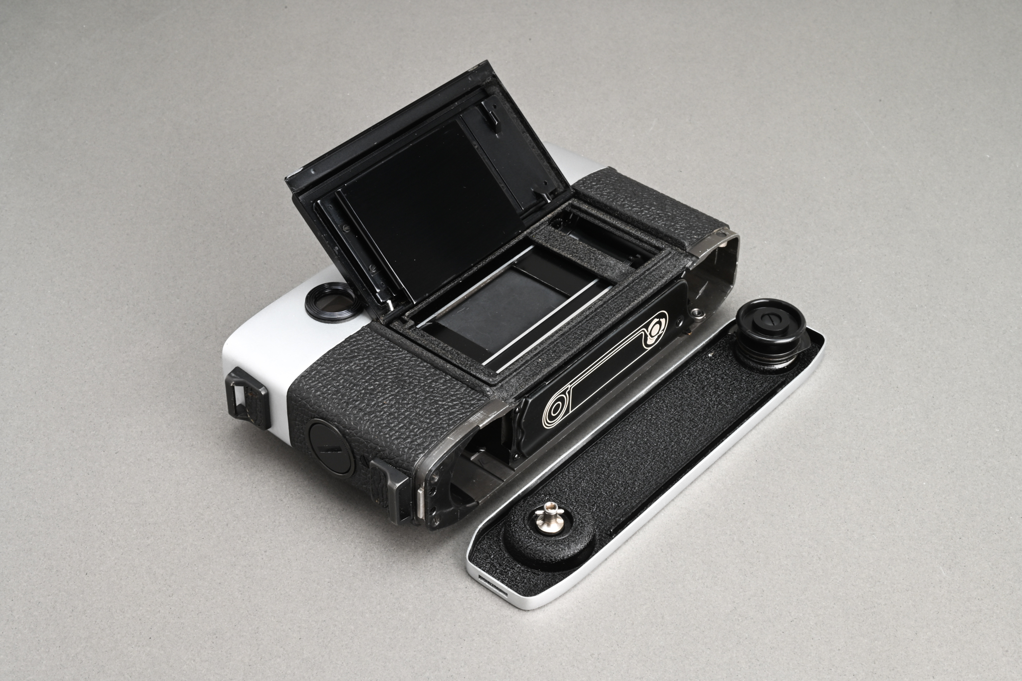 Picture of Leica M5 Silver Chrome Early (First 17 Piece)