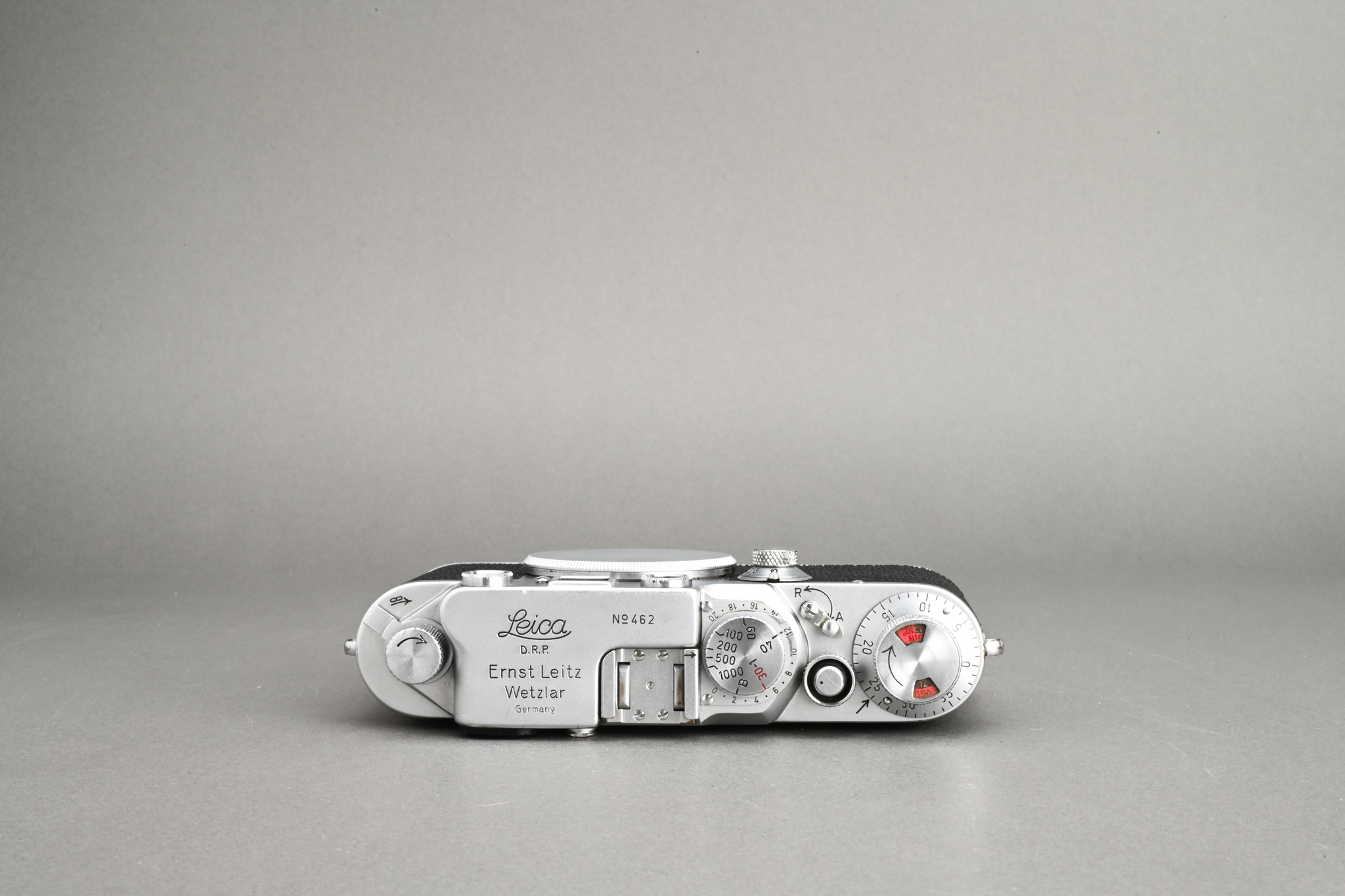Picture of Leica IIIc Silver Chrome Sharkskin leather
