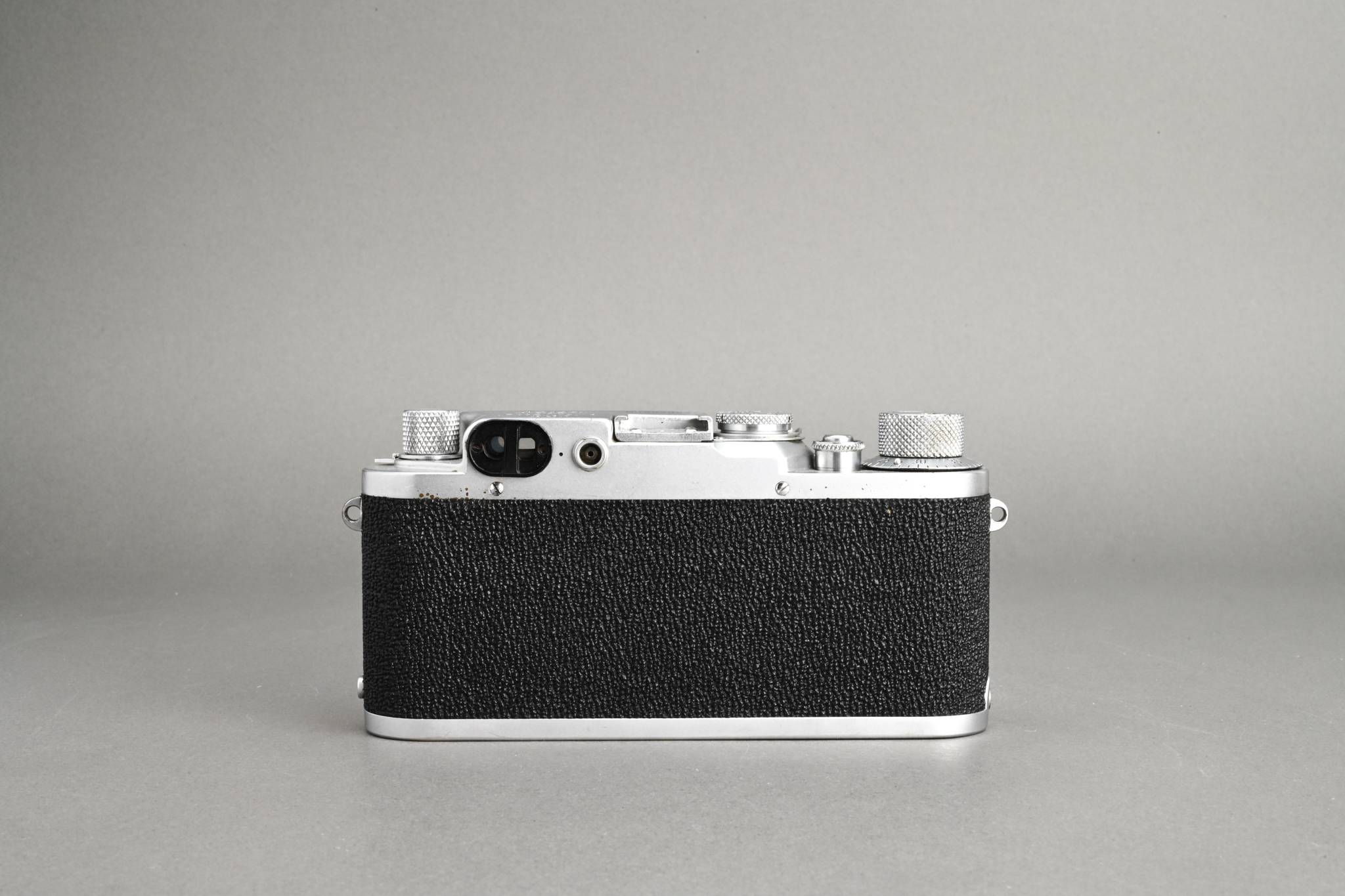 Picture of Leica IIIc Silver Chrome Sharkskin leather