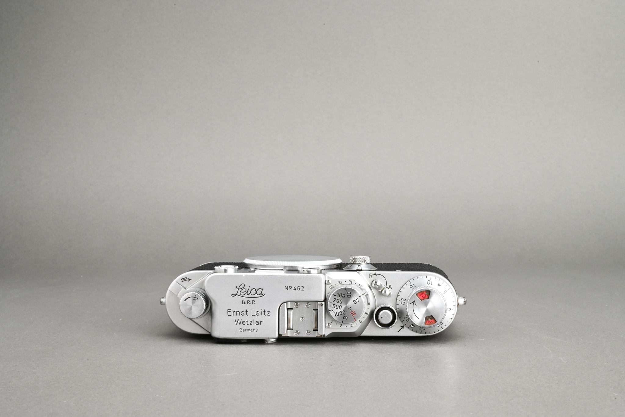 Picture of Leica IIIc Silver Chrome Sharkskin leather