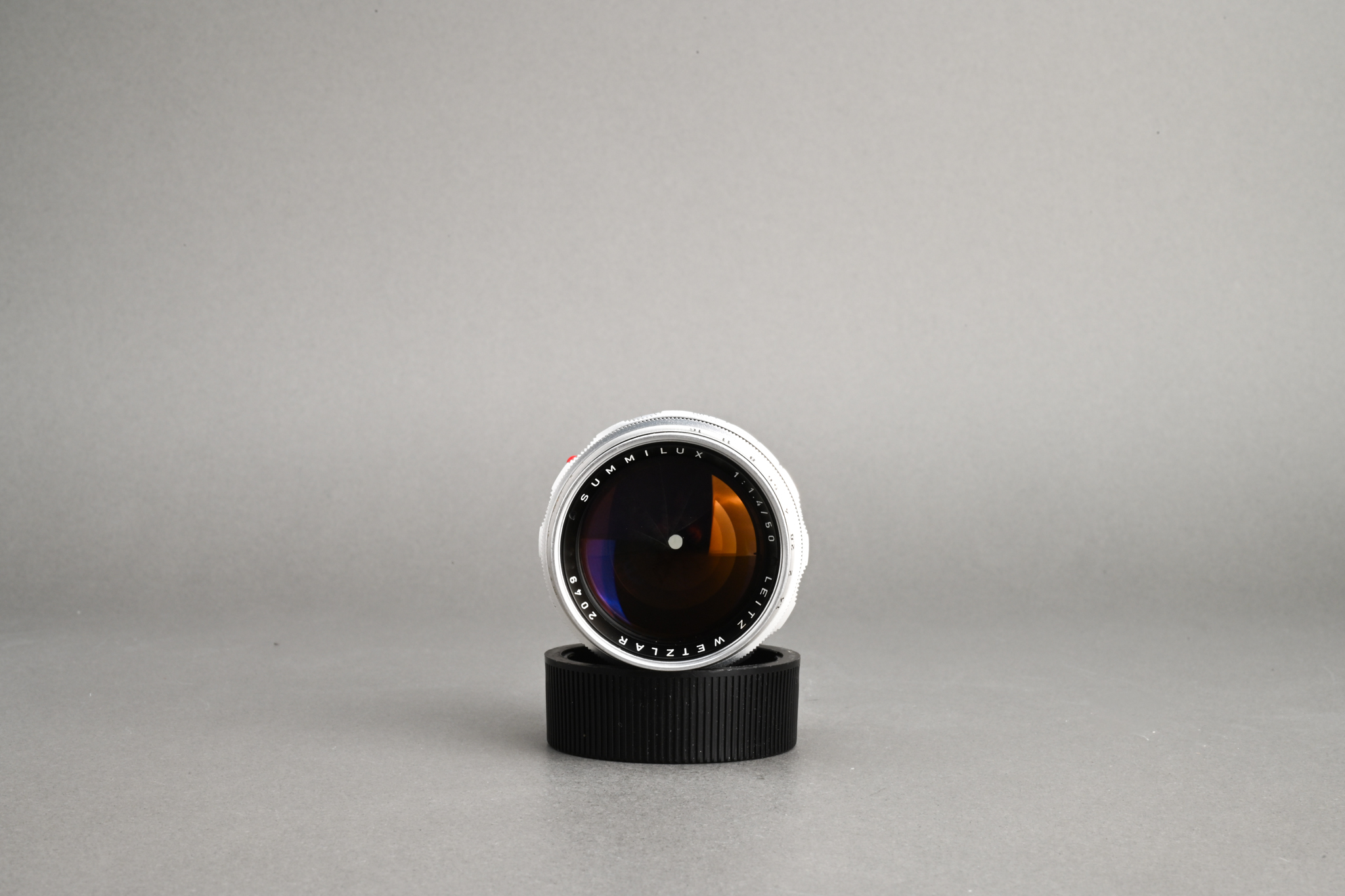 Picture of Leica Summilux-M 50mm f/1.4 Ver.2 E43 Silver Chrome