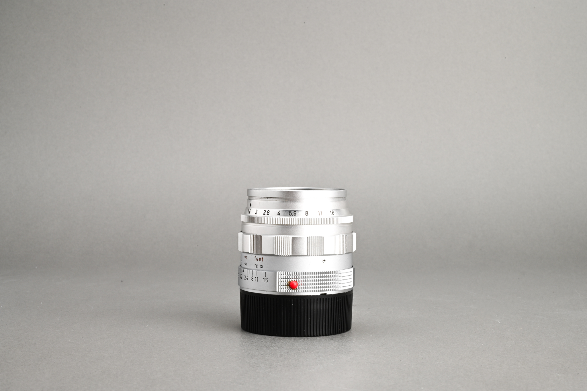 Picture of Leica Summilux-M 50mm f/1.4 Ver.2 E43 Silver Chrome