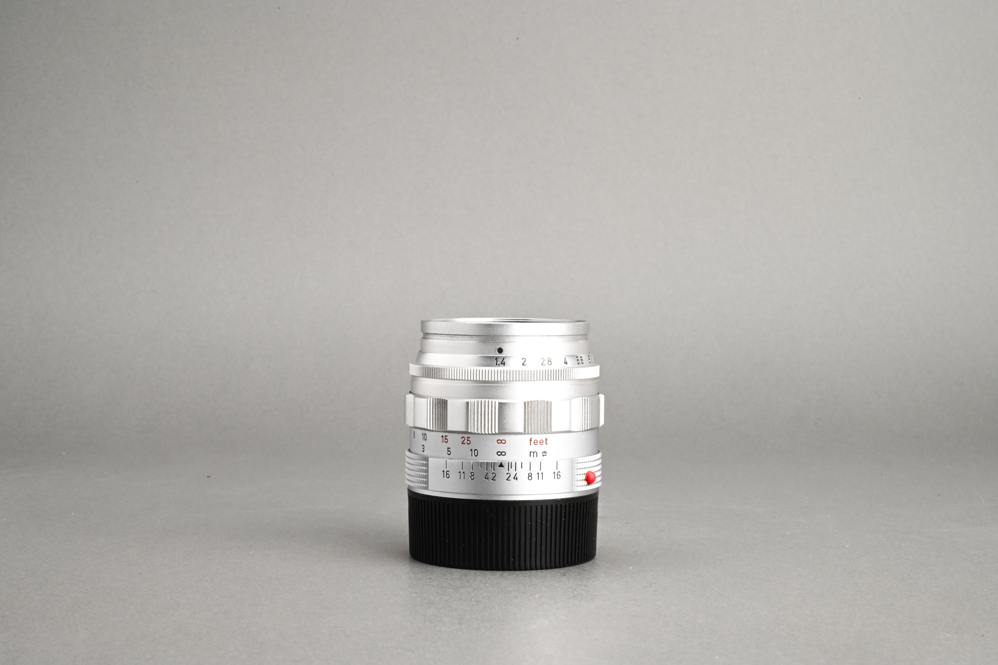 Picture of Leica Summilux-M 50mm f/1.4 Ver.2 E43 Silver Chrome