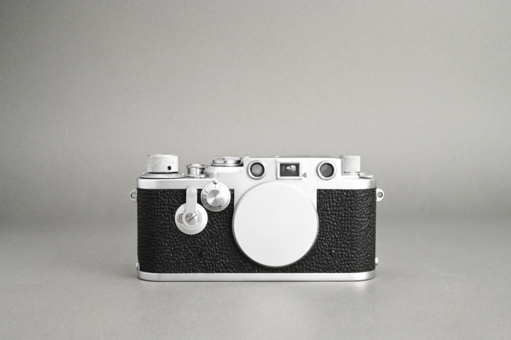 Picture of Leica IIIf Silver Chrome Special engraved "Betriebsk. 156"