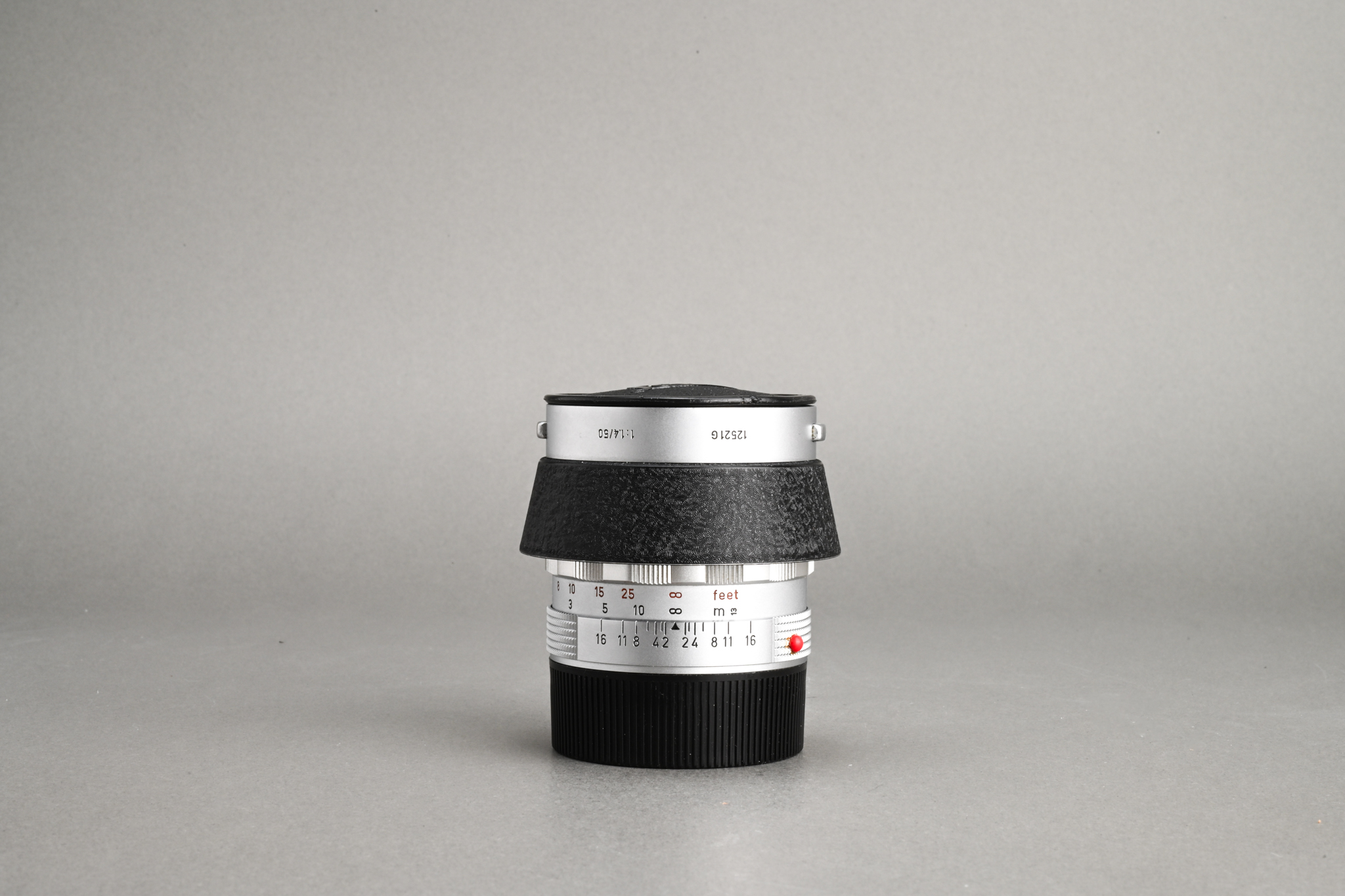 Picture of Leica Summilux-M 50mm f/1.4 Ver.2 E43 Silver Chrome