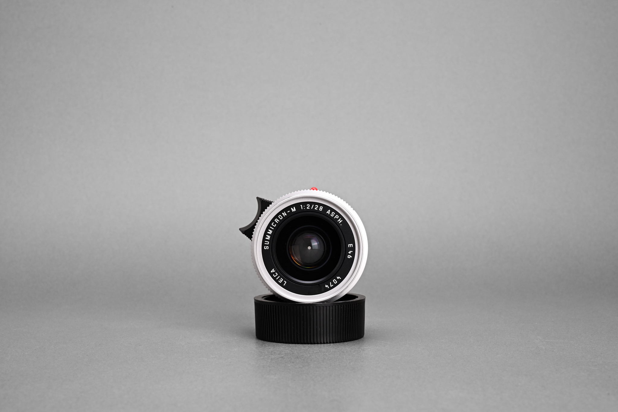 Picture of Leica Summicron-M 28mm f/2 ASPH Ver.1 Silver Chrome 6-bit