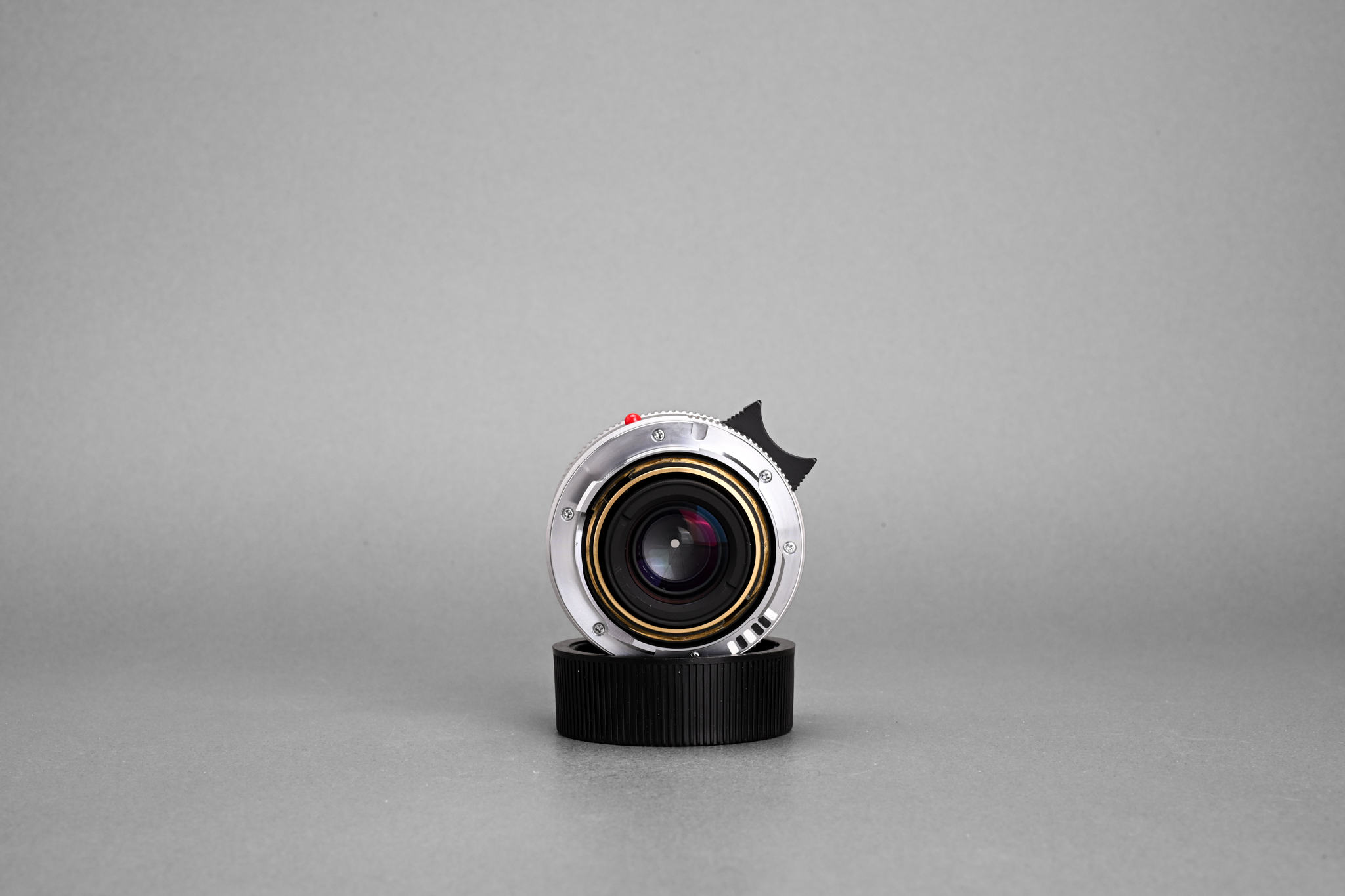 Picture of Leica Summicron-M 28mm f/2 ASPH Ver.1 Silver Chrome 6-bit