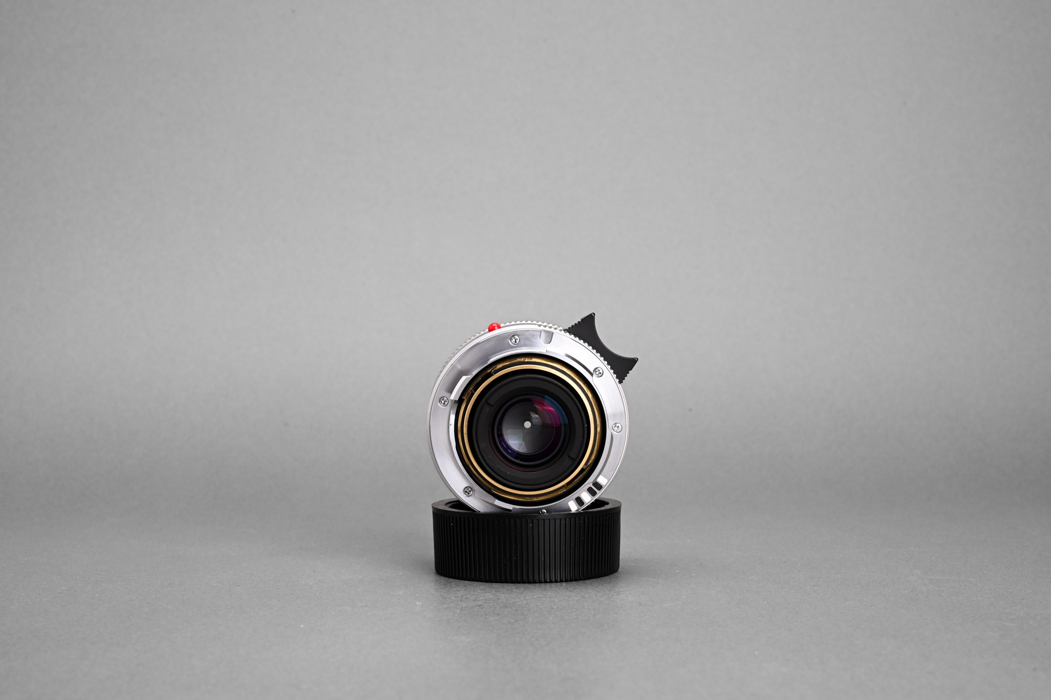 Picture of Leica Summicron-M 28mm f/2 ASPH Ver.1 Silver Chrome 6-bit