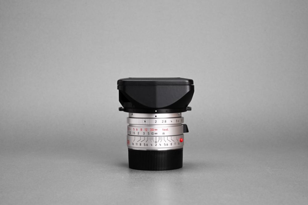 Picture of Leica Summicron-M 28mm f/2 ASPH Ver.1 Silver Chrome 6-bit
