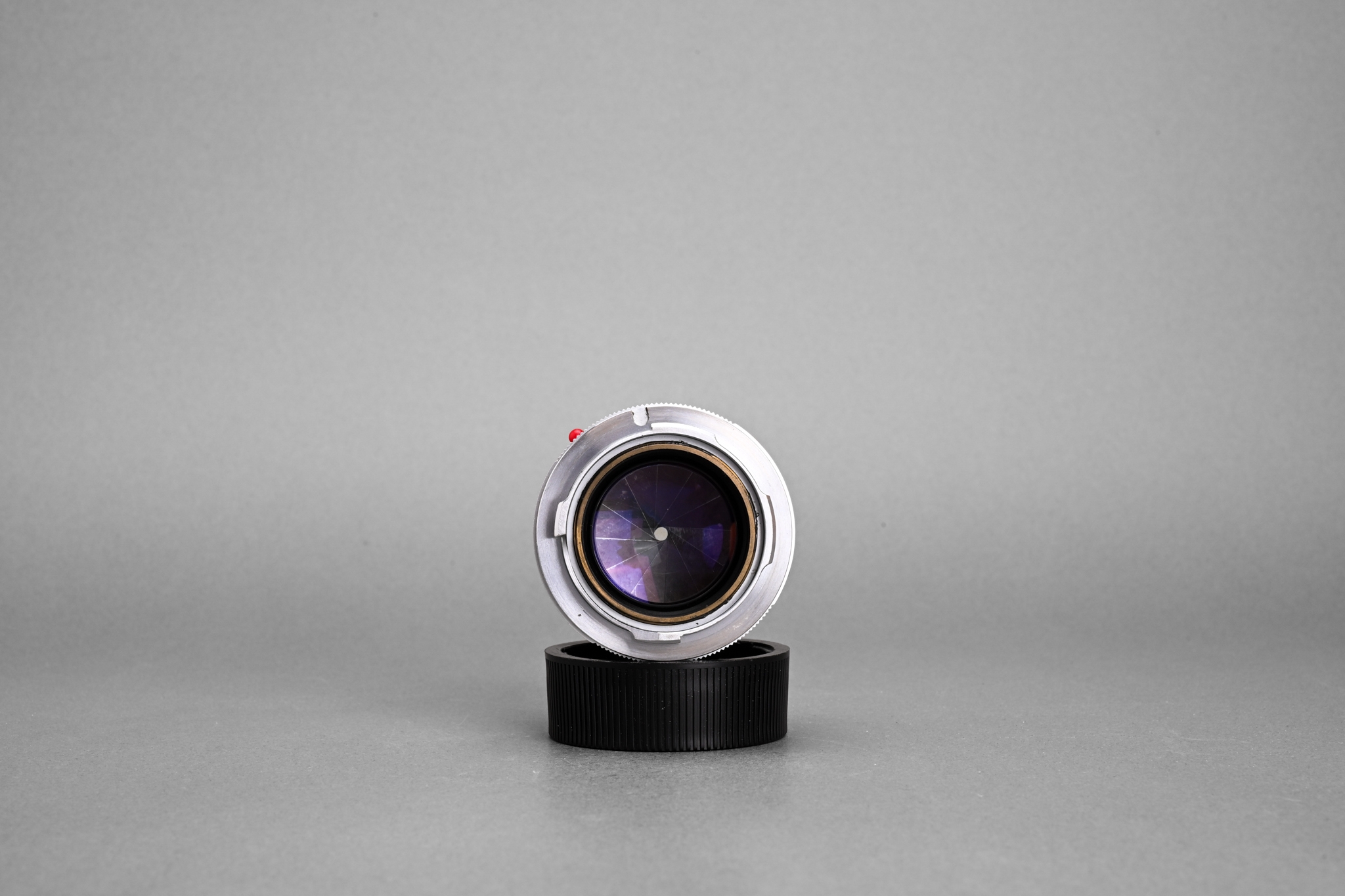 Picture of Leica Summilux-M 50mm f/1.4 Ver.1 Reverse Scallop