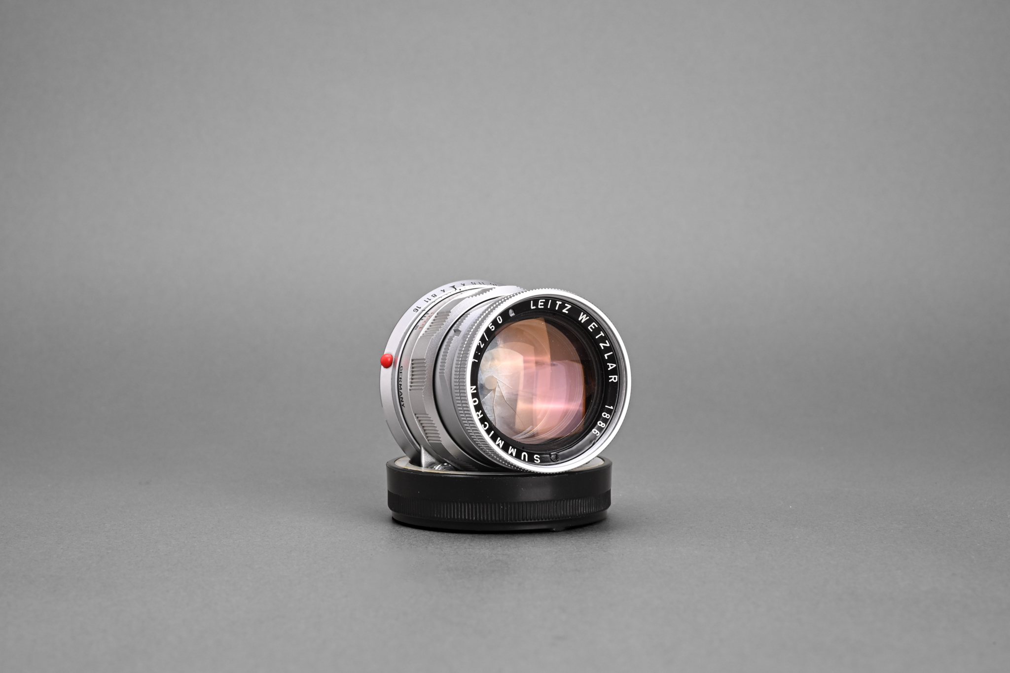 Picture of Leica Summicron-M 50mm f/2 ver.2 Rigid Silver