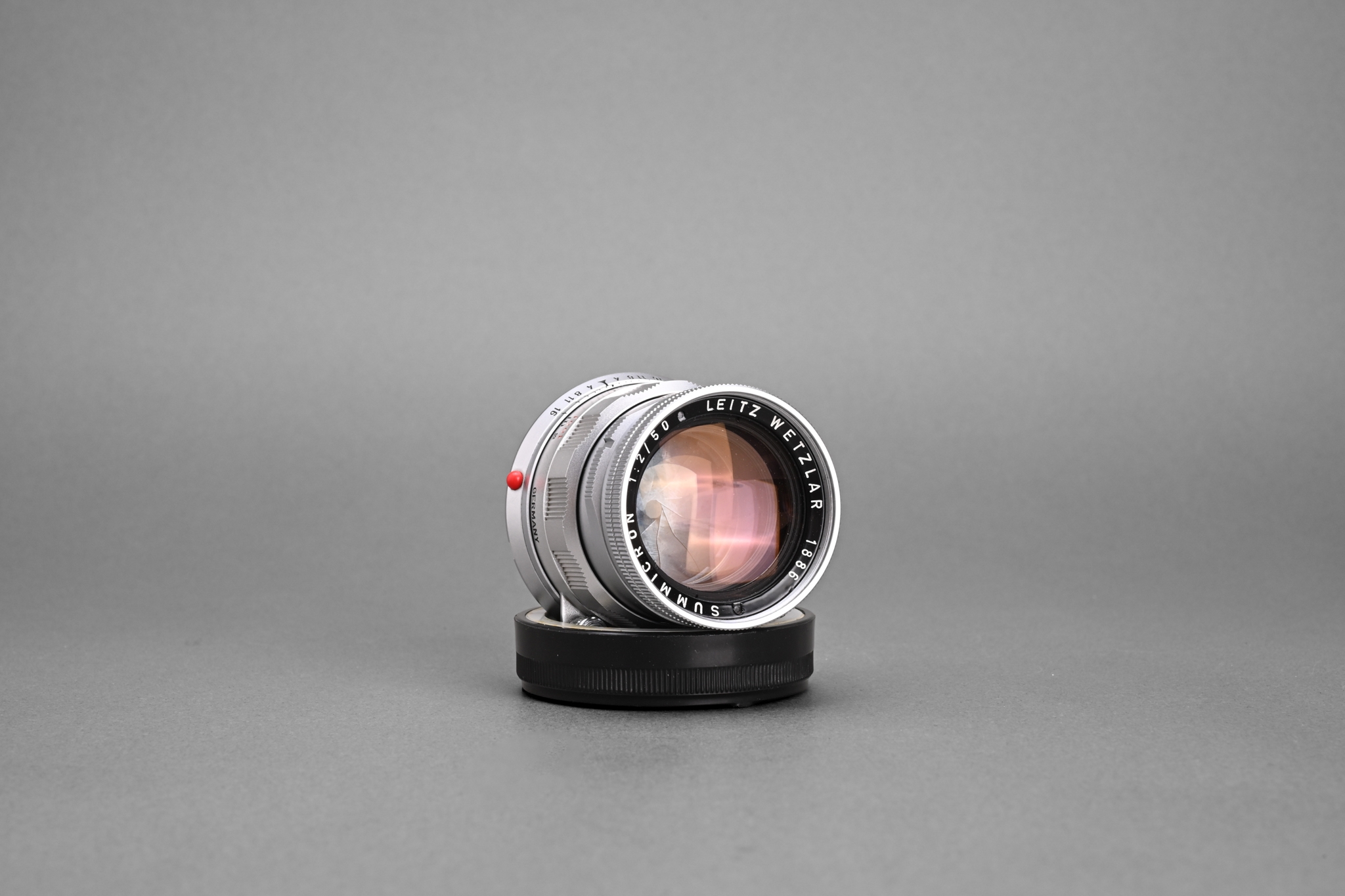 Picture of Leica Summicron-M 50mm f/2 ver.2 Rigid Silver