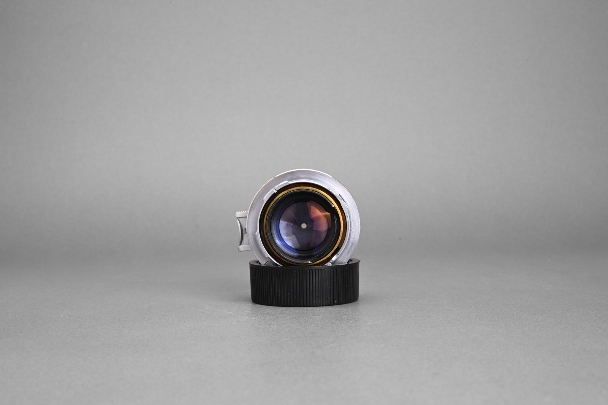 Picture of Leica Summilux-M 35mm f/1.4 Ver.1 Steel Rim Silver Chrome M2