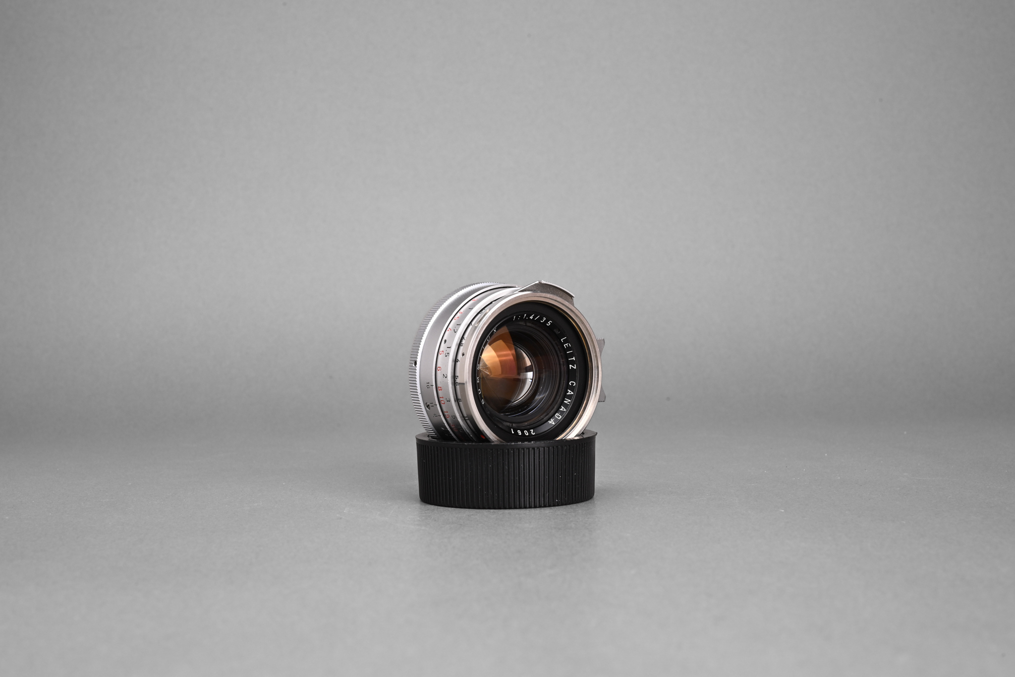 Picture of Leica Summilux-M 35mm f/1.4 Ver.1 Steel Rim Silver Chrome M2