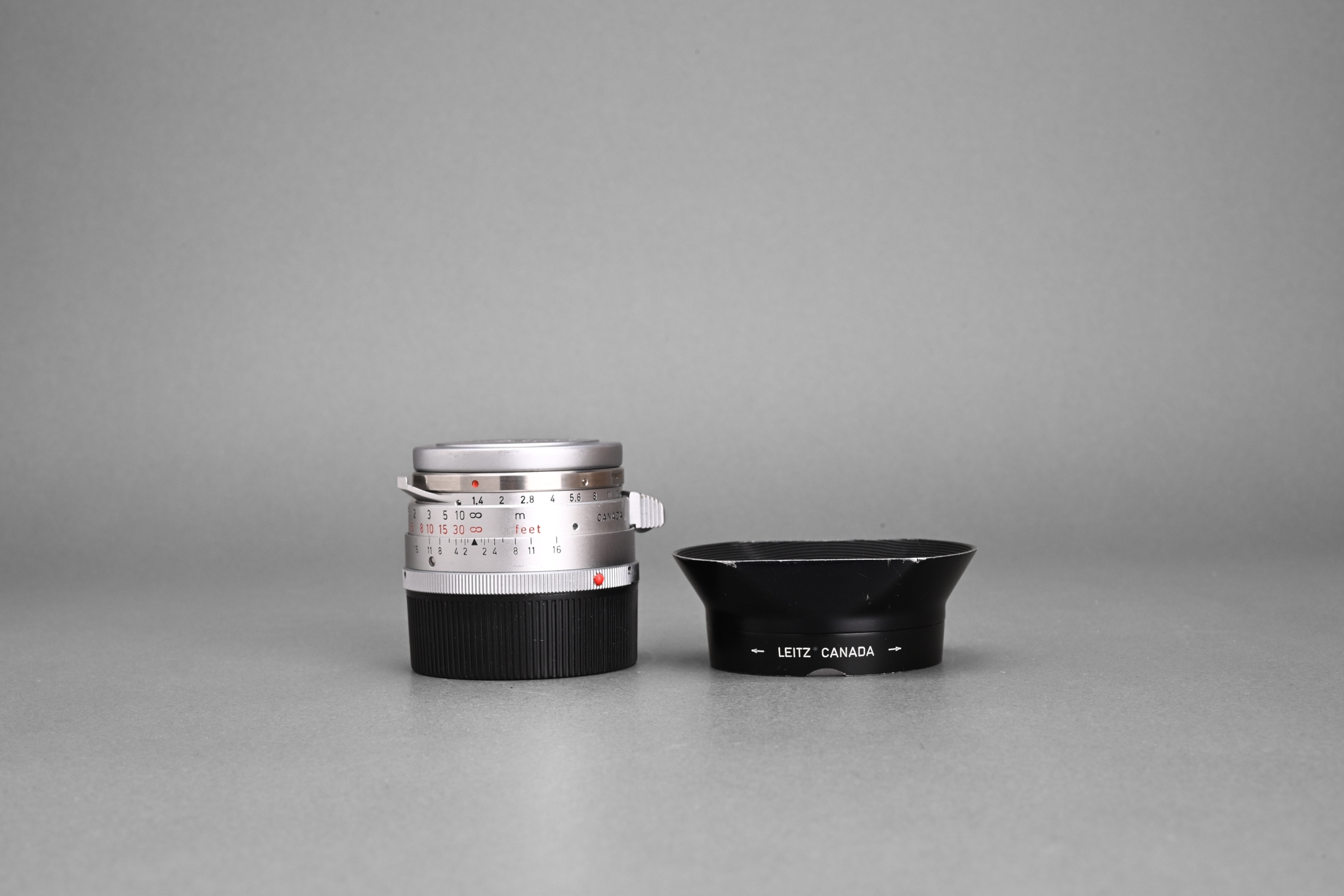 Picture of Leica Summilux-M 35mm f/1.4 Ver.1 Steel Rim Silver Chrome M2